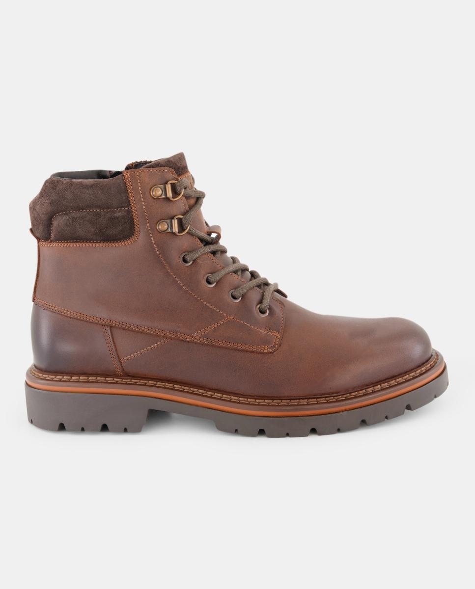 Imagen 0 de Bota de hombre con cordones
