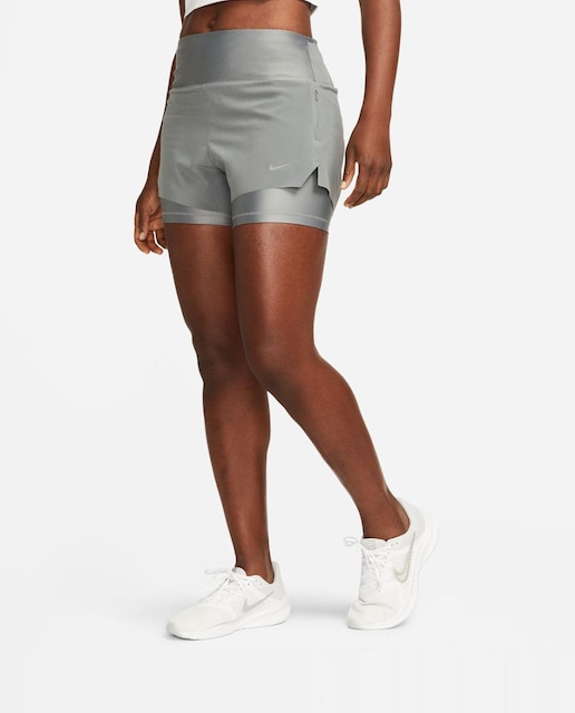 Imagen 0 de Short de mujer Dri-FIT Swift Nike
