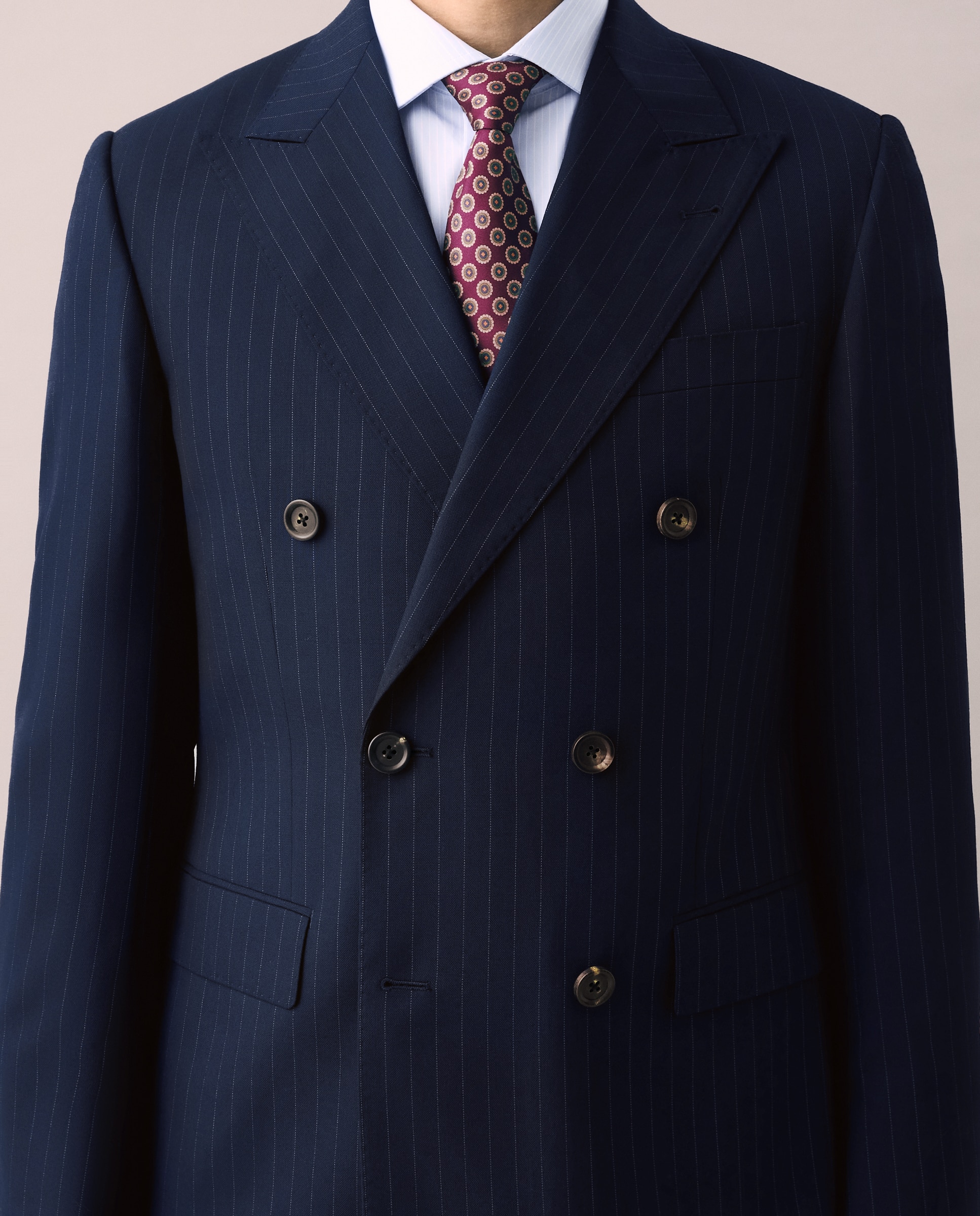Fato Cruzado Slim Fit com Risca Diplomática. Azul-marinho-4