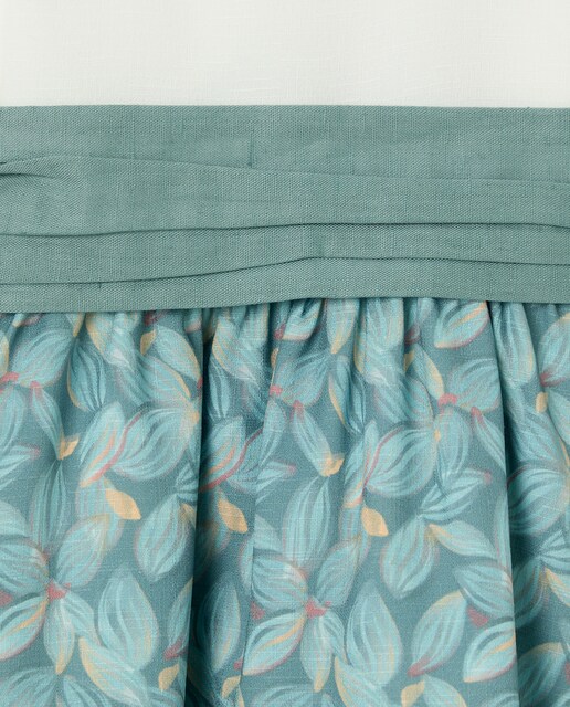 Vestido de arras con flor de niña