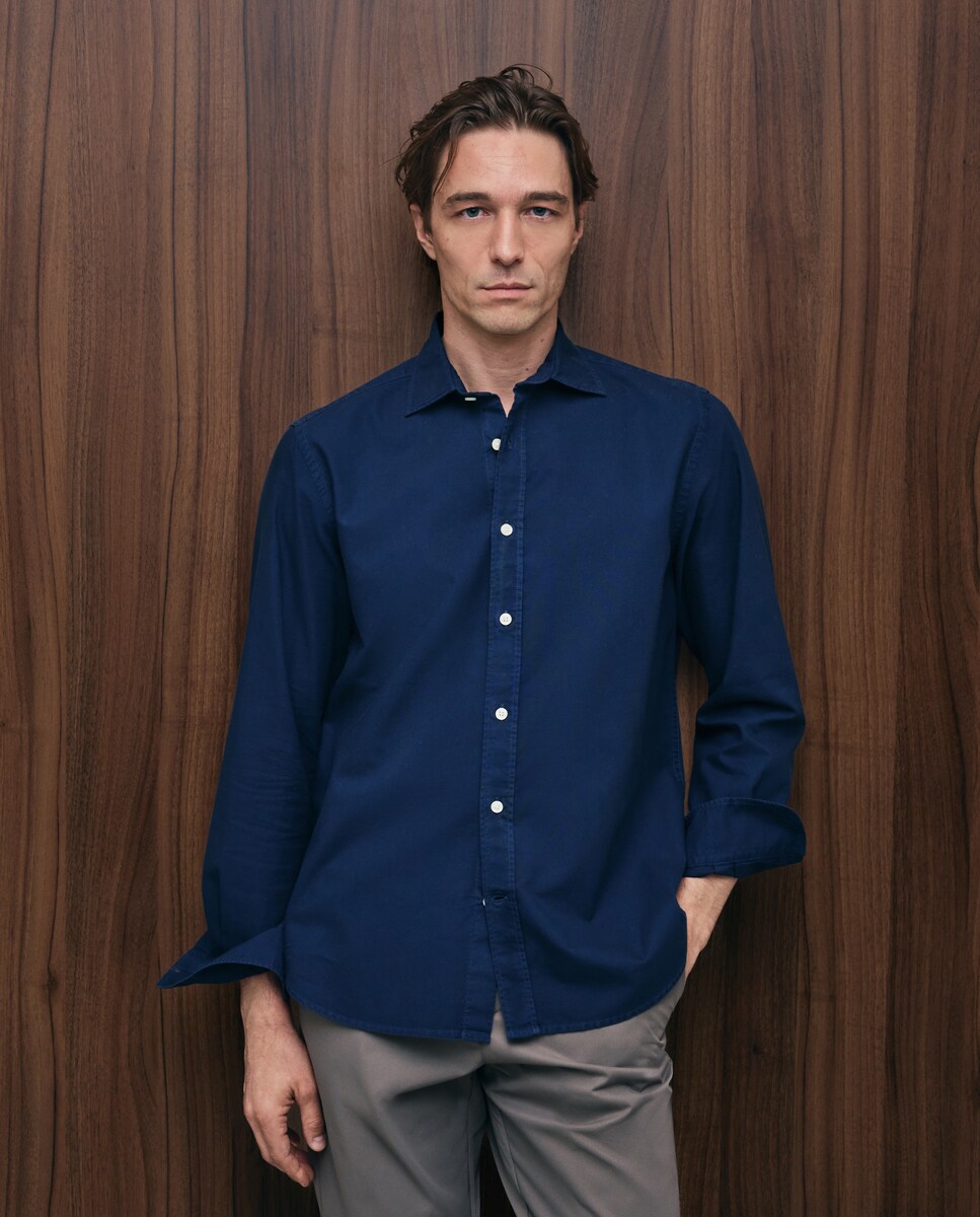 Imagen 0 de Camisa oxford hombre m/l Marrón chocolate