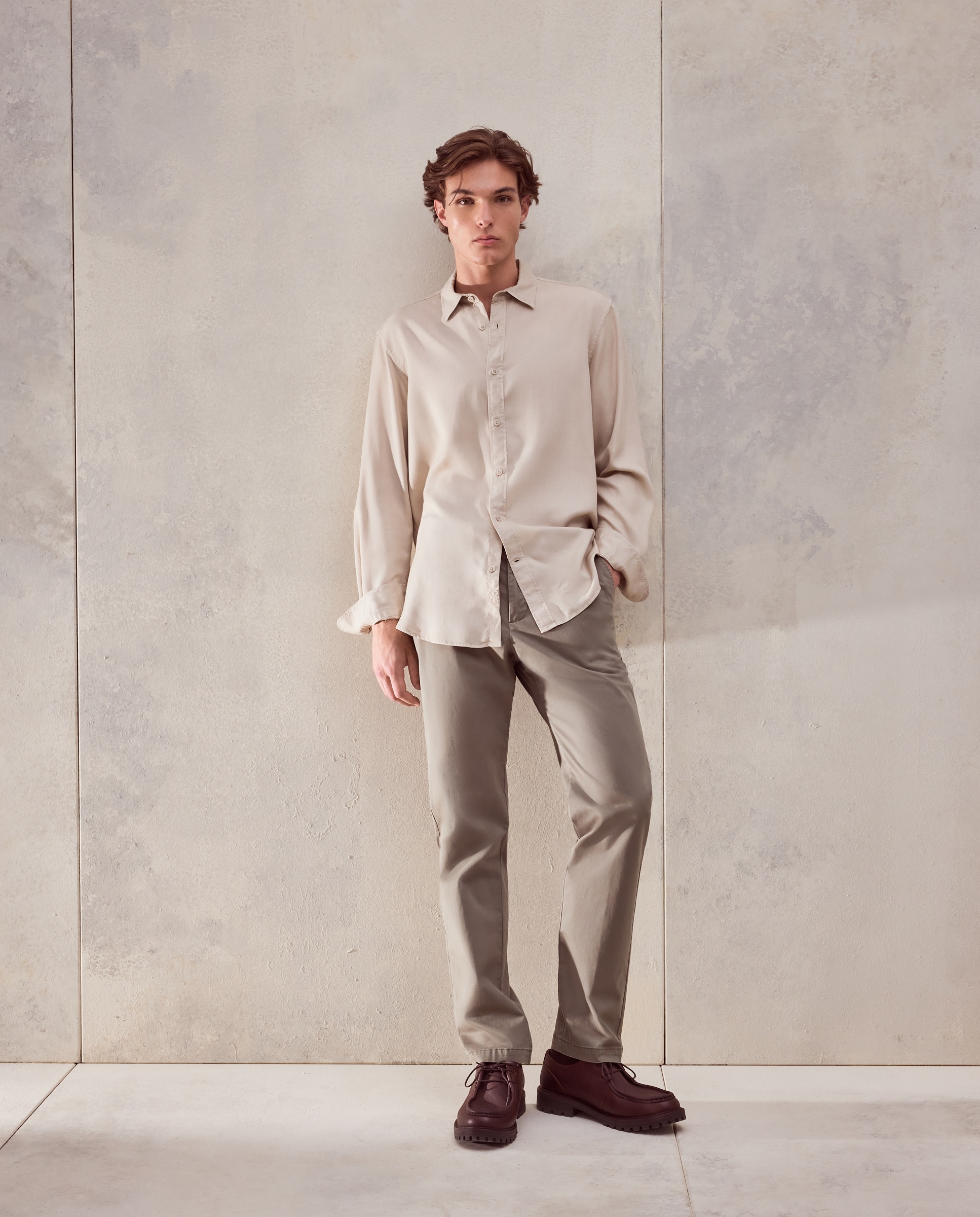 Camisa de sport tencel lisa garment dye fit regular. - Dustin - Gris Gris-2
