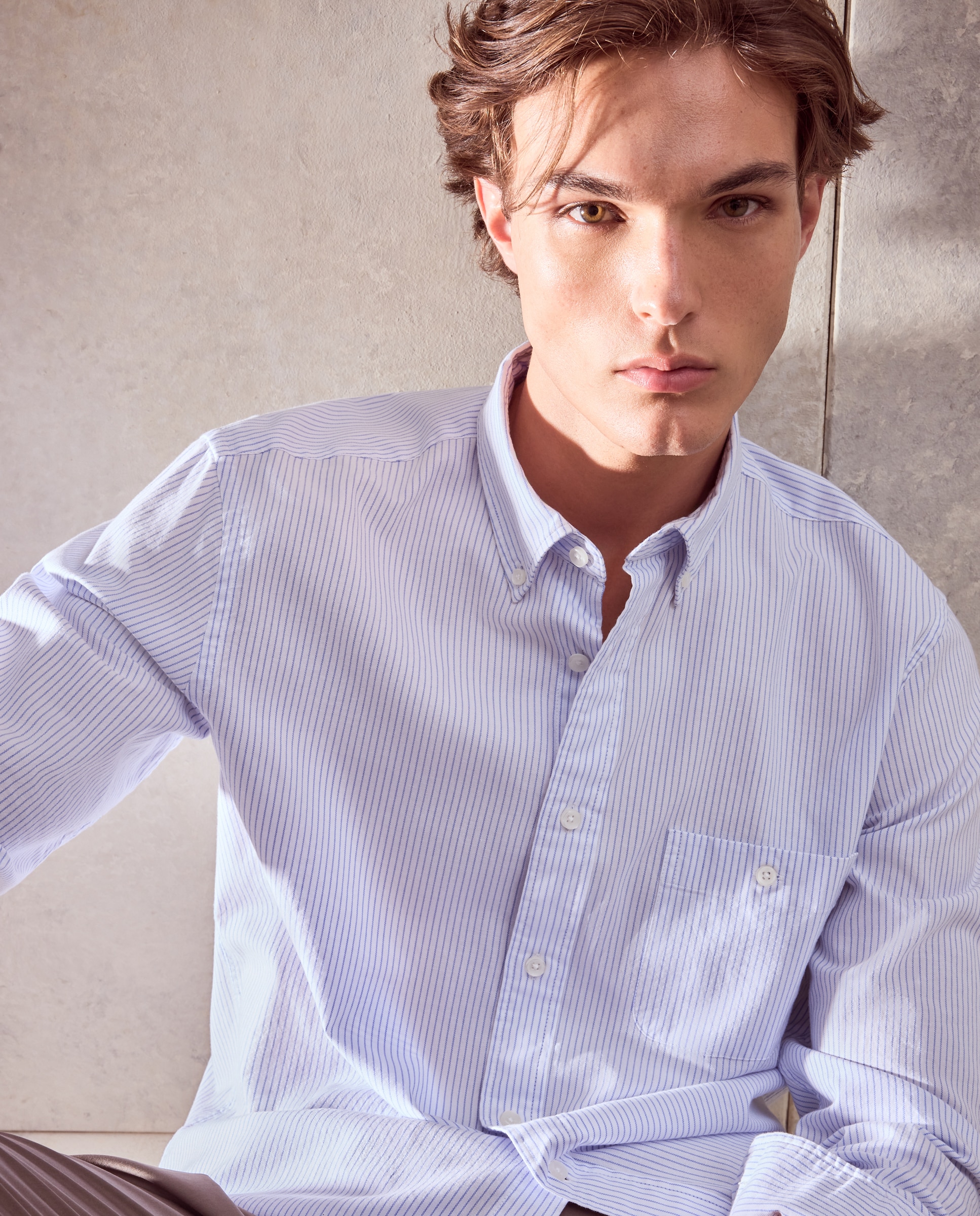 Camisa Oxford Desportiva às Riscas com Fundo Branco Branco-4