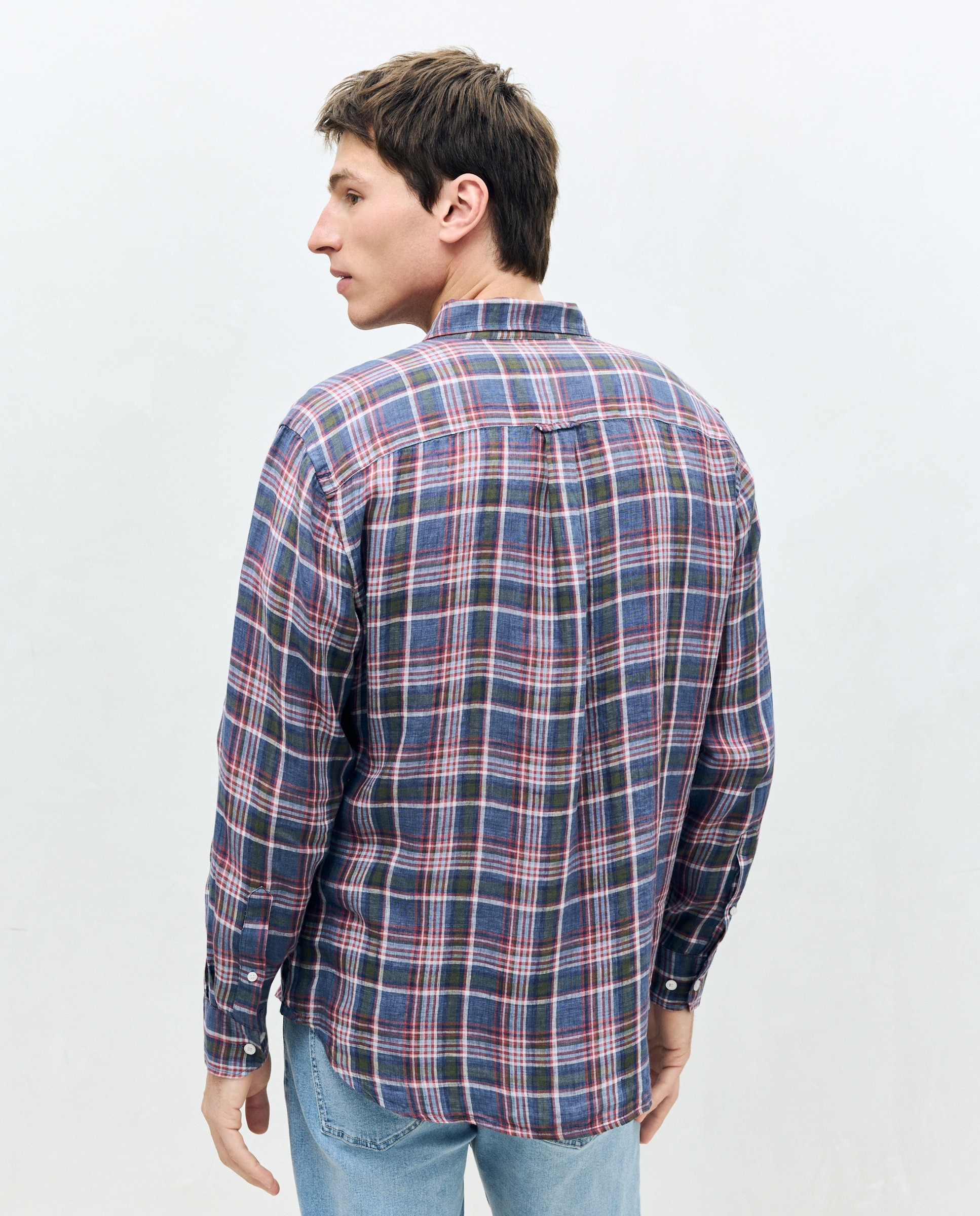 Camisa Casual de Manga Comprida 100% Linho aos Quadrados da Coleção Classic Fit Azul-marinho-4