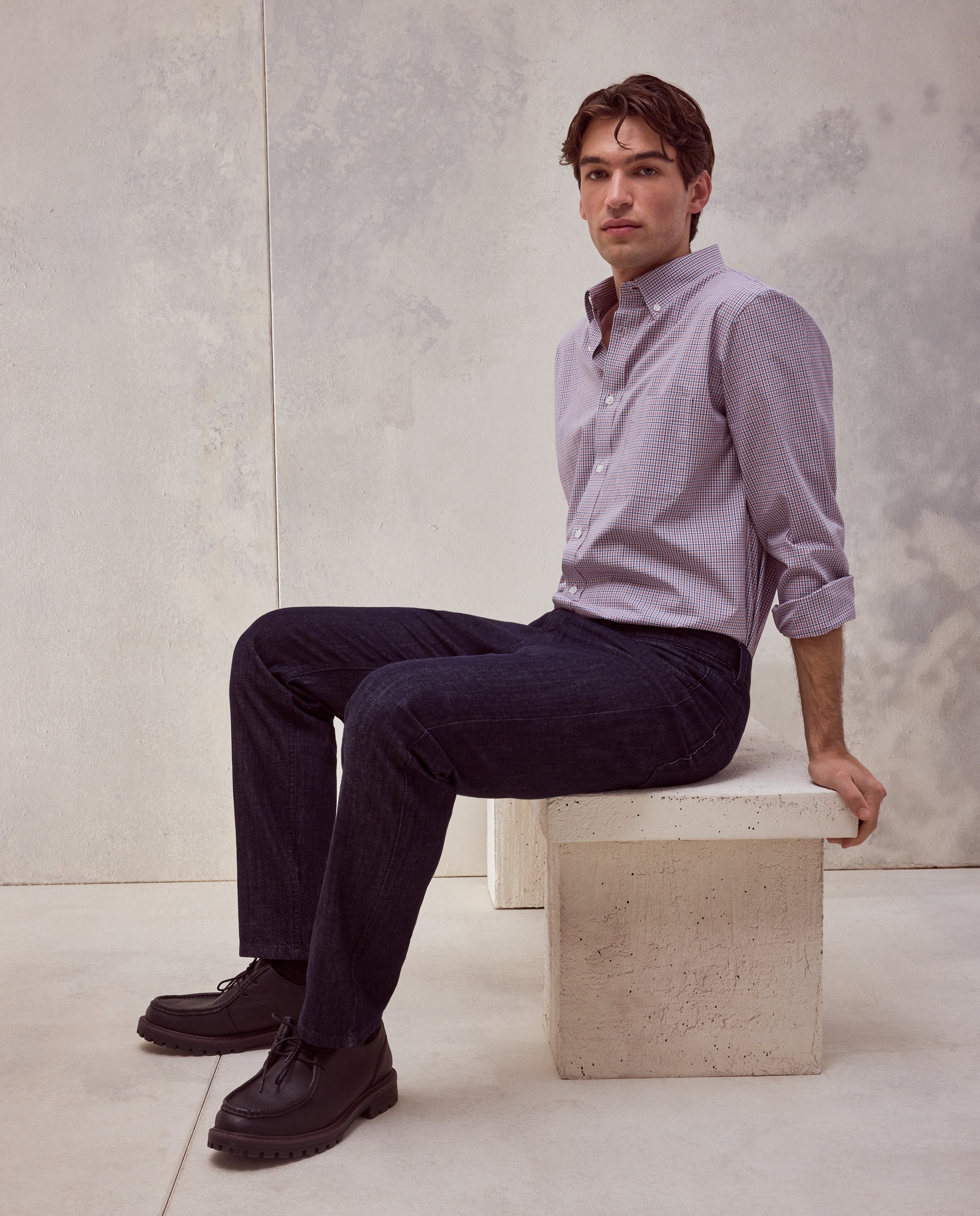 Imagen 0 de Camisa classic fit de cuadros con perfilería roja de algodón stretch de hombre  Rojo