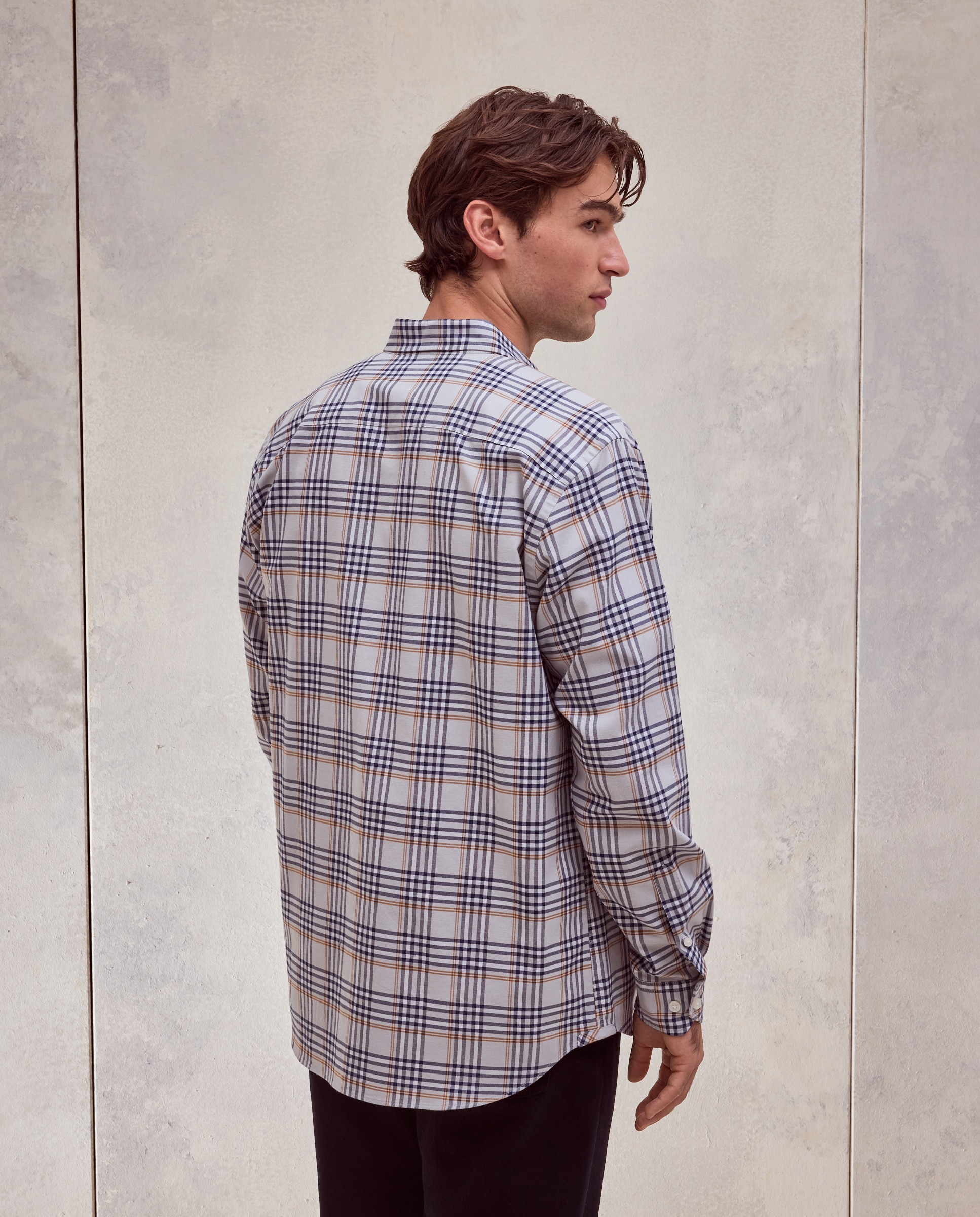 Camisa Regular Fit de Oxford Stretch aos Quadrados de Coleção Cinzento-claro-3