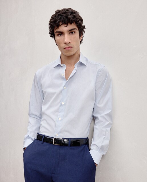 Imagen 0 de Camisa de vestir ml raya blanca fondo azul patrón regular.