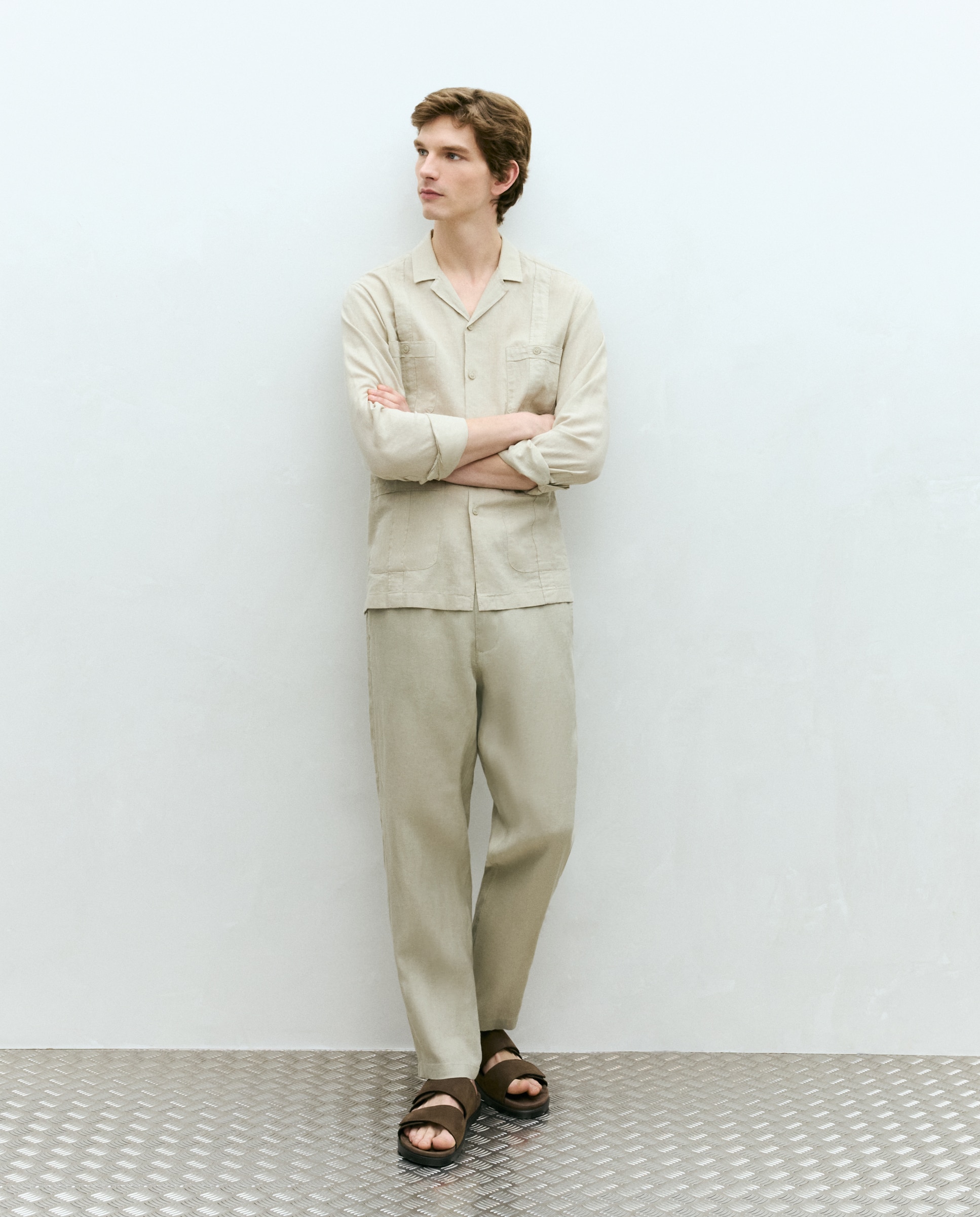 Camisa Guayabera Lisa Bege-2