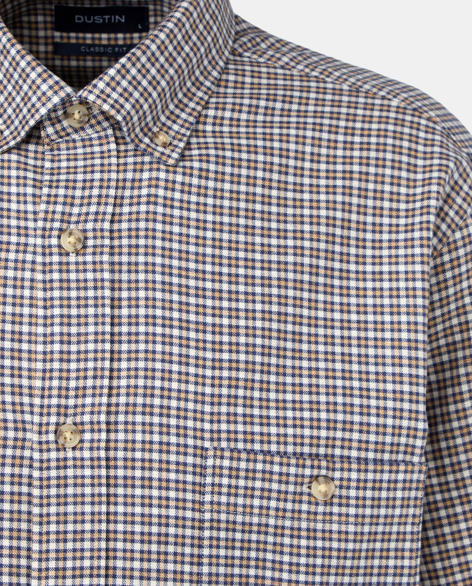 Camisa Villela aos Micro Quadrados com Manga Comprida e Padrão Clássico. Castanho-claro-6