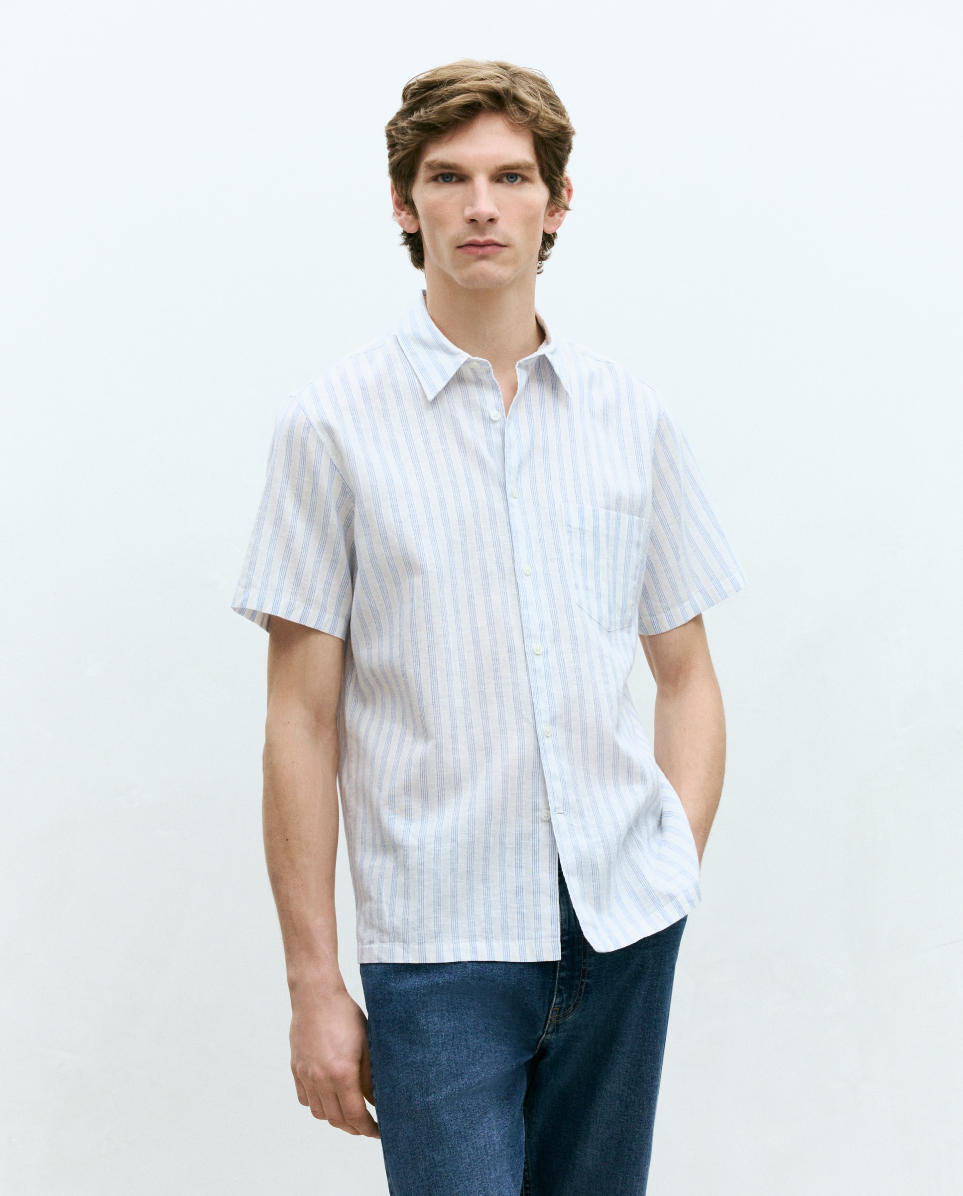 Imagem 0 de Camisa de Manga Curta Regular Fit de Linho e Algodão com Risca - Branco