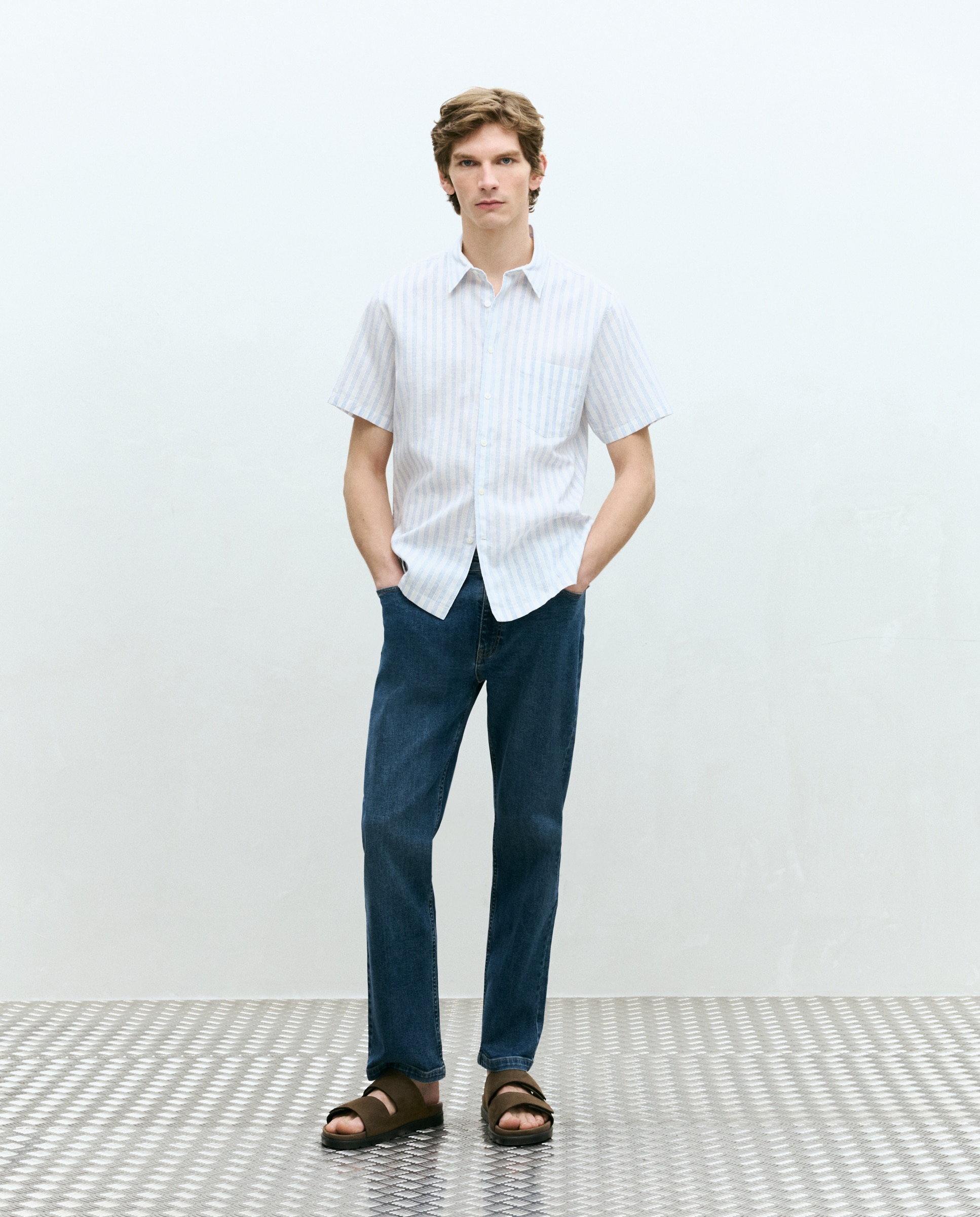 Camisa de Manga Curta Regular Fit de Linho e Algodão com Risca - Branco Azul-claro-2