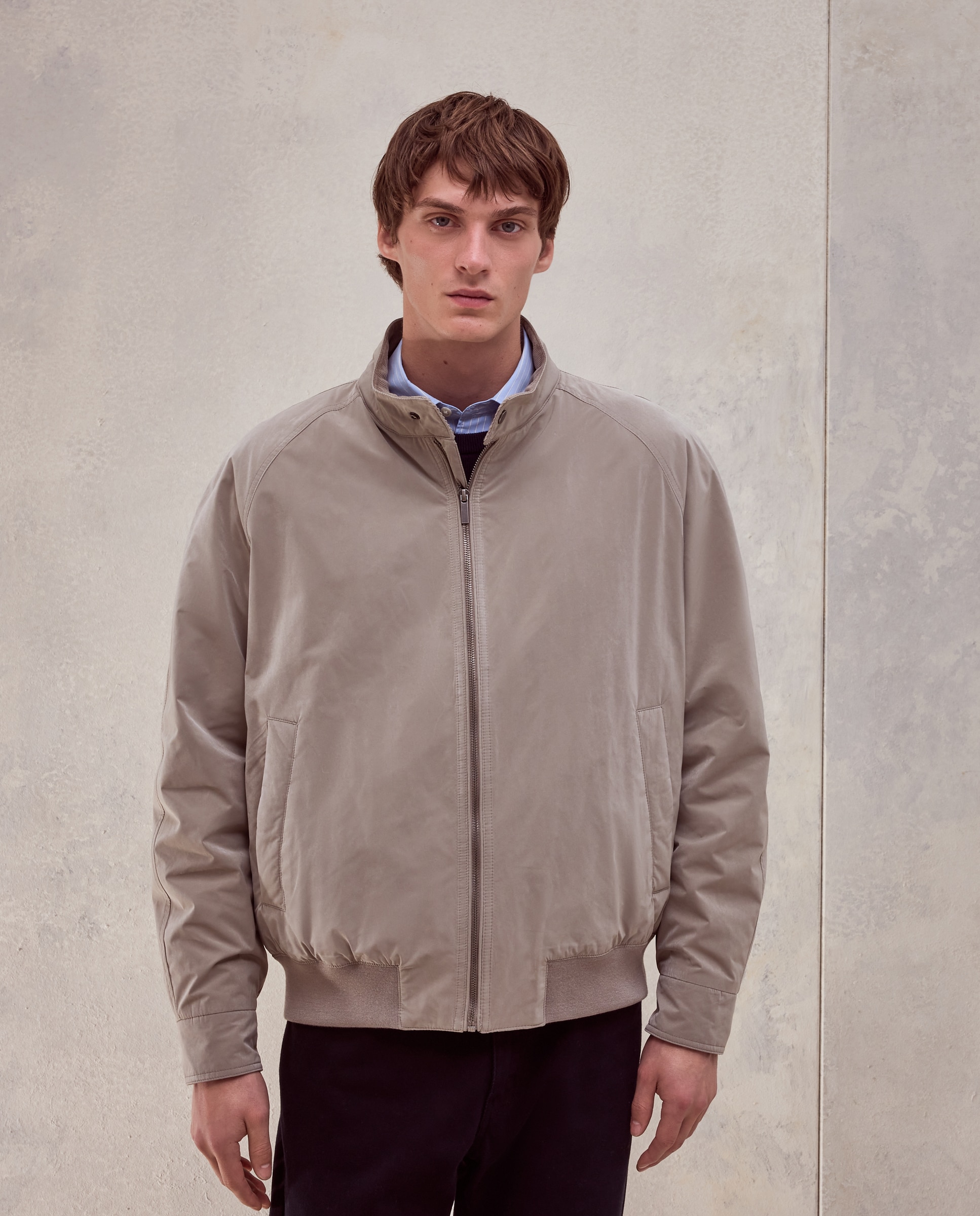 Imagen 0 de Cazadora de hombre. Beige