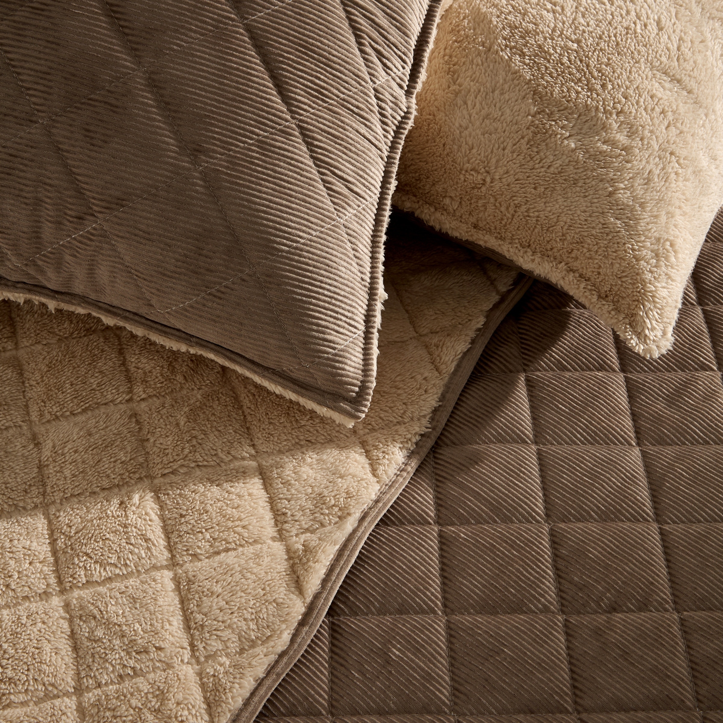 Edredão Reversível com Capa de Almofada Bombazina Bege-4