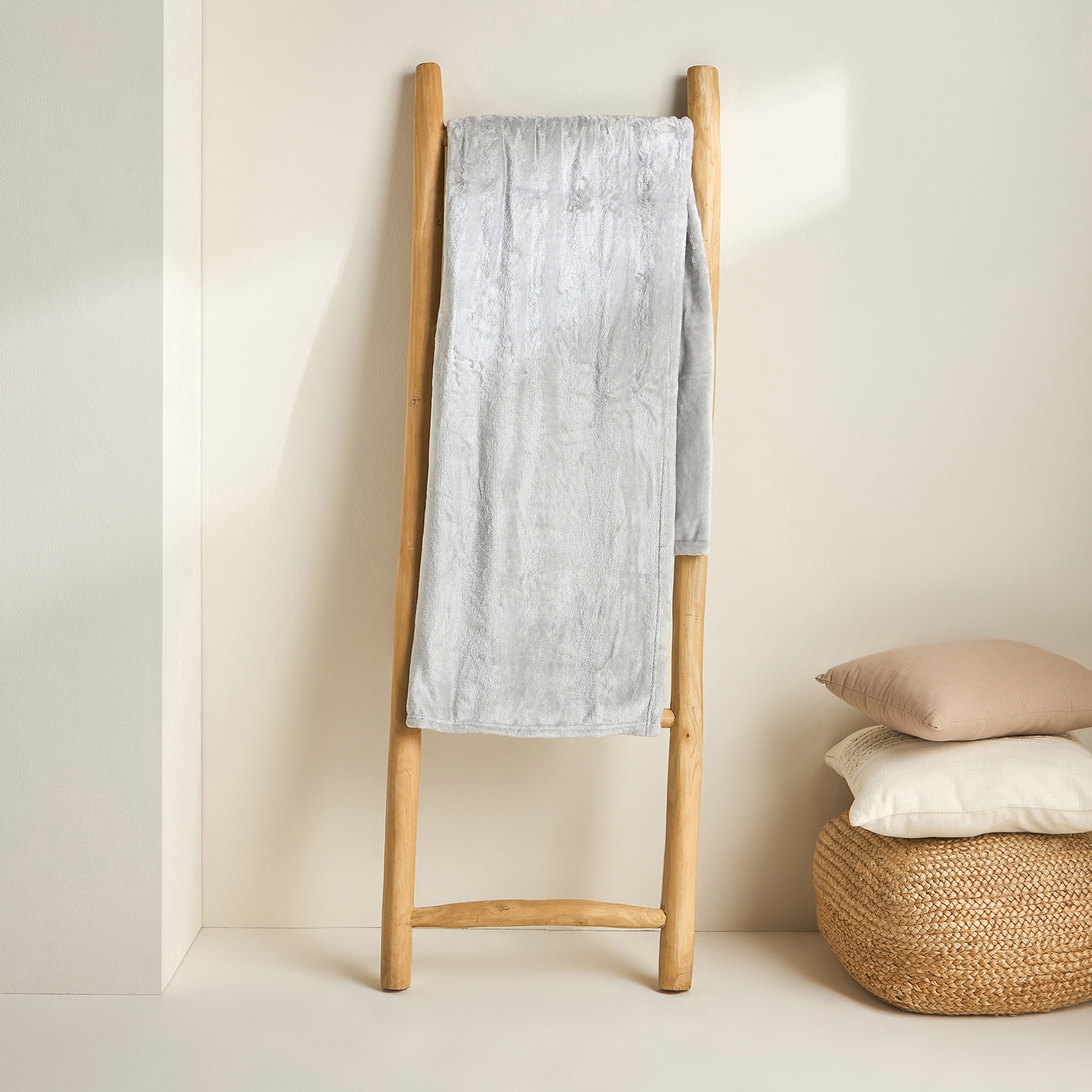 Imagen 0 de Manta decorativa Islandia Basics El Corte Inglés