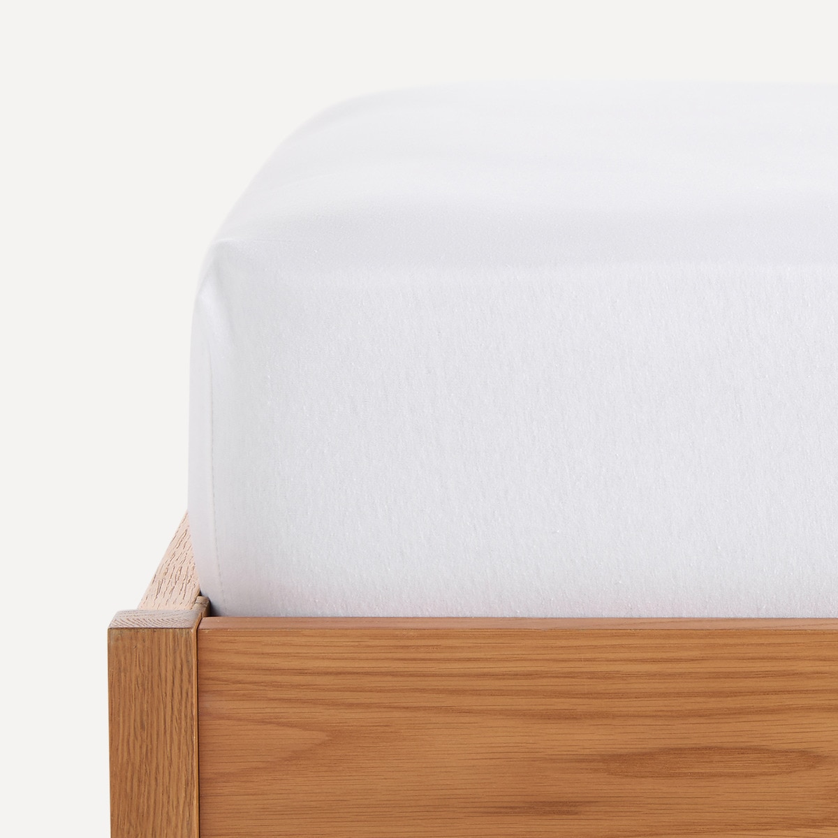 Imagen 0 de Sábana bajera ajustable Jersey Liso Basics El Corte Inglés