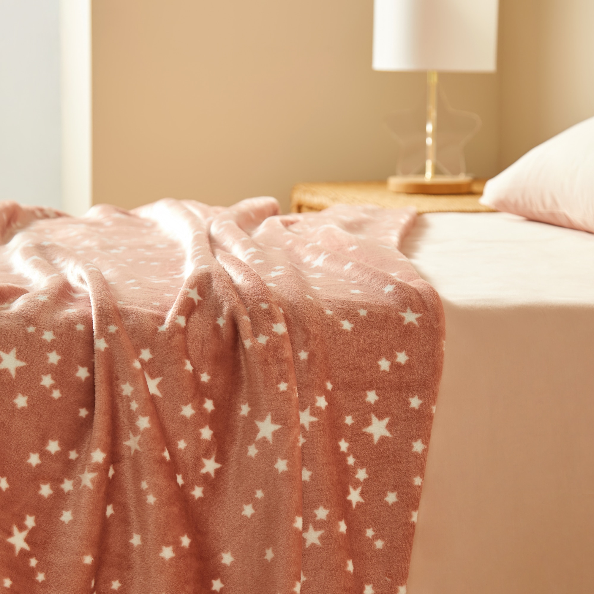 Imagem 0 de Manta decorativa Estrelinhas Mini Home - El Corte Inglés