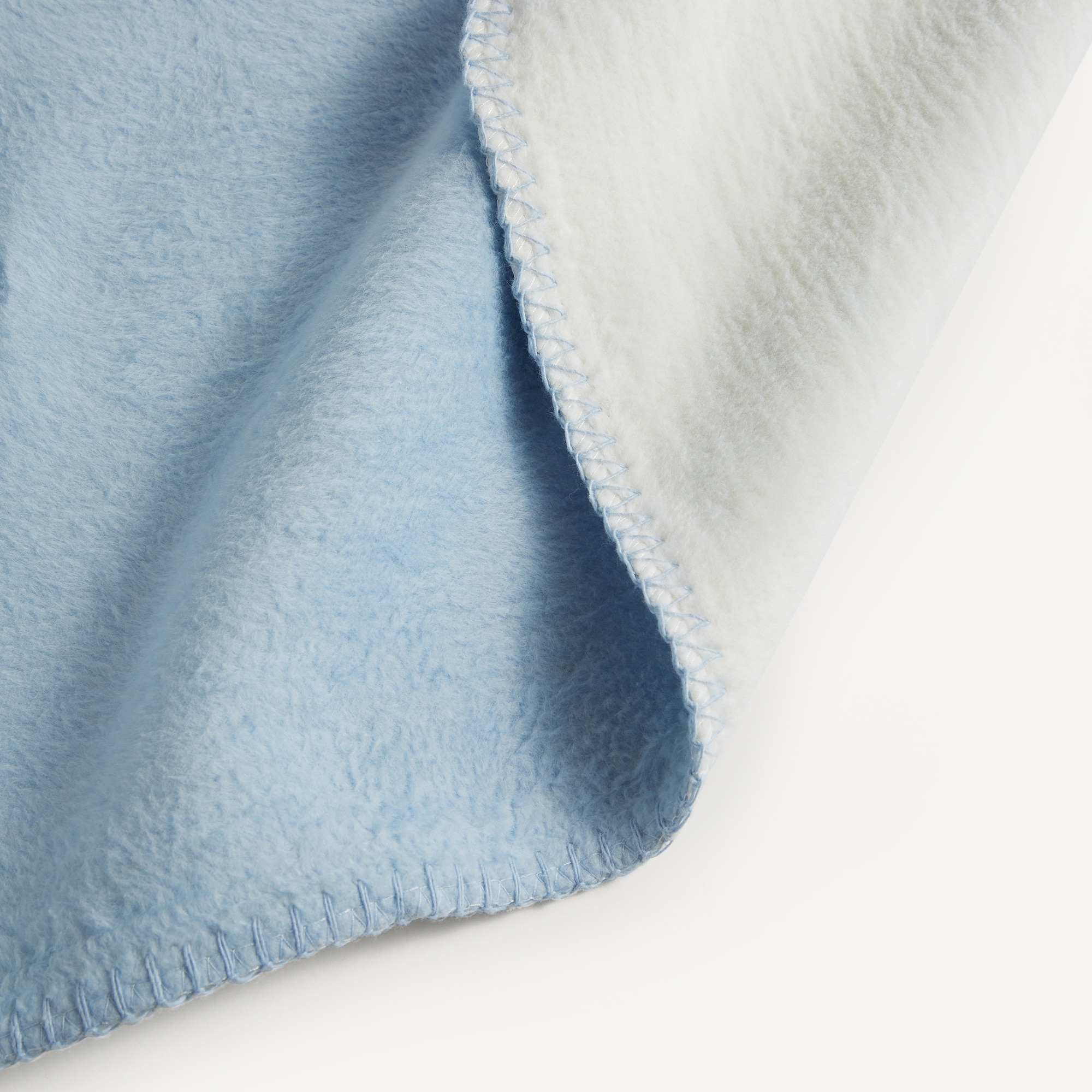 Imagen 3 de Manta de cama Soft Mini Home - El Corte Inglés - Azul 160 x 240 cm Azul