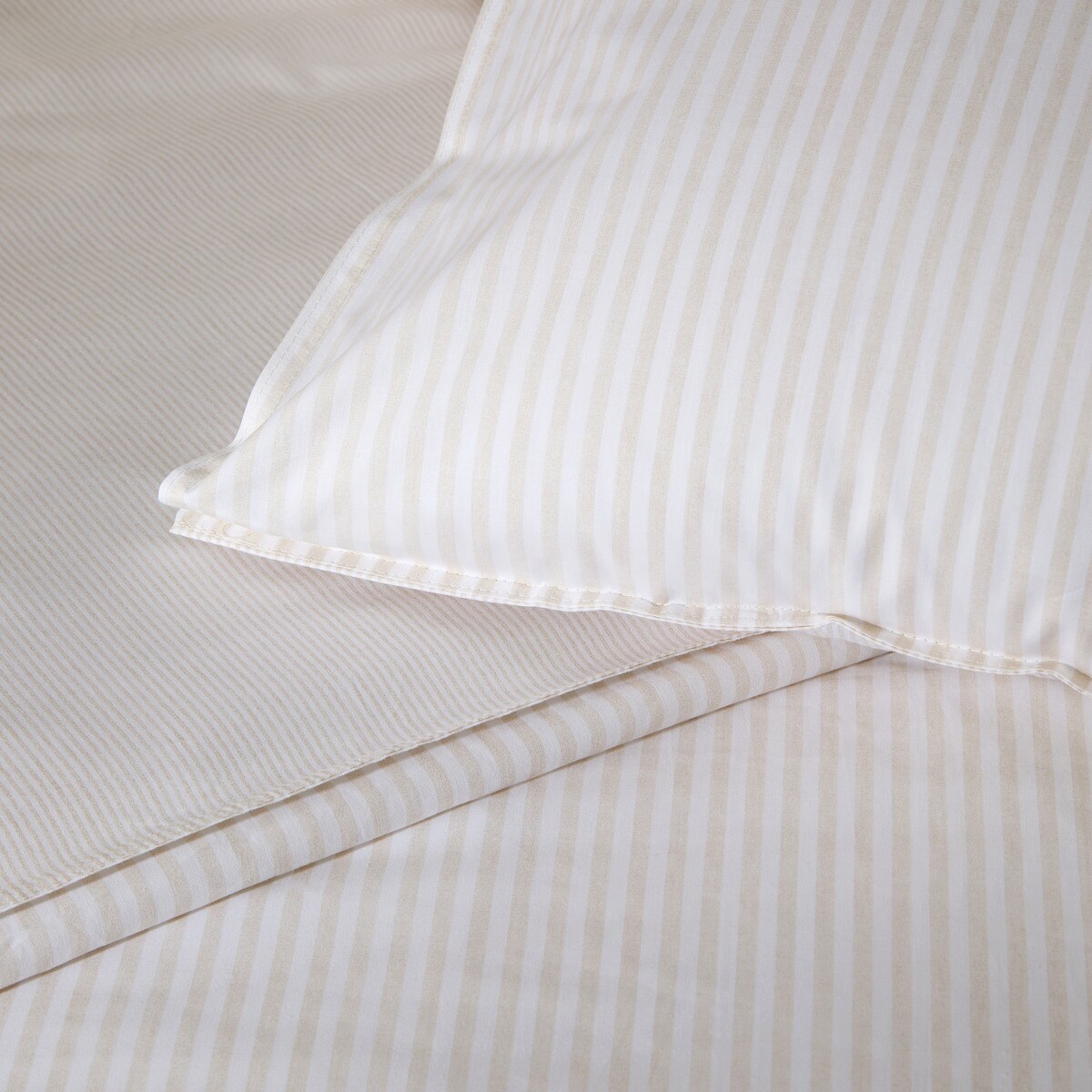 Conjunto de Capa de Edredão Reversível de Algodão Martin Bege-4