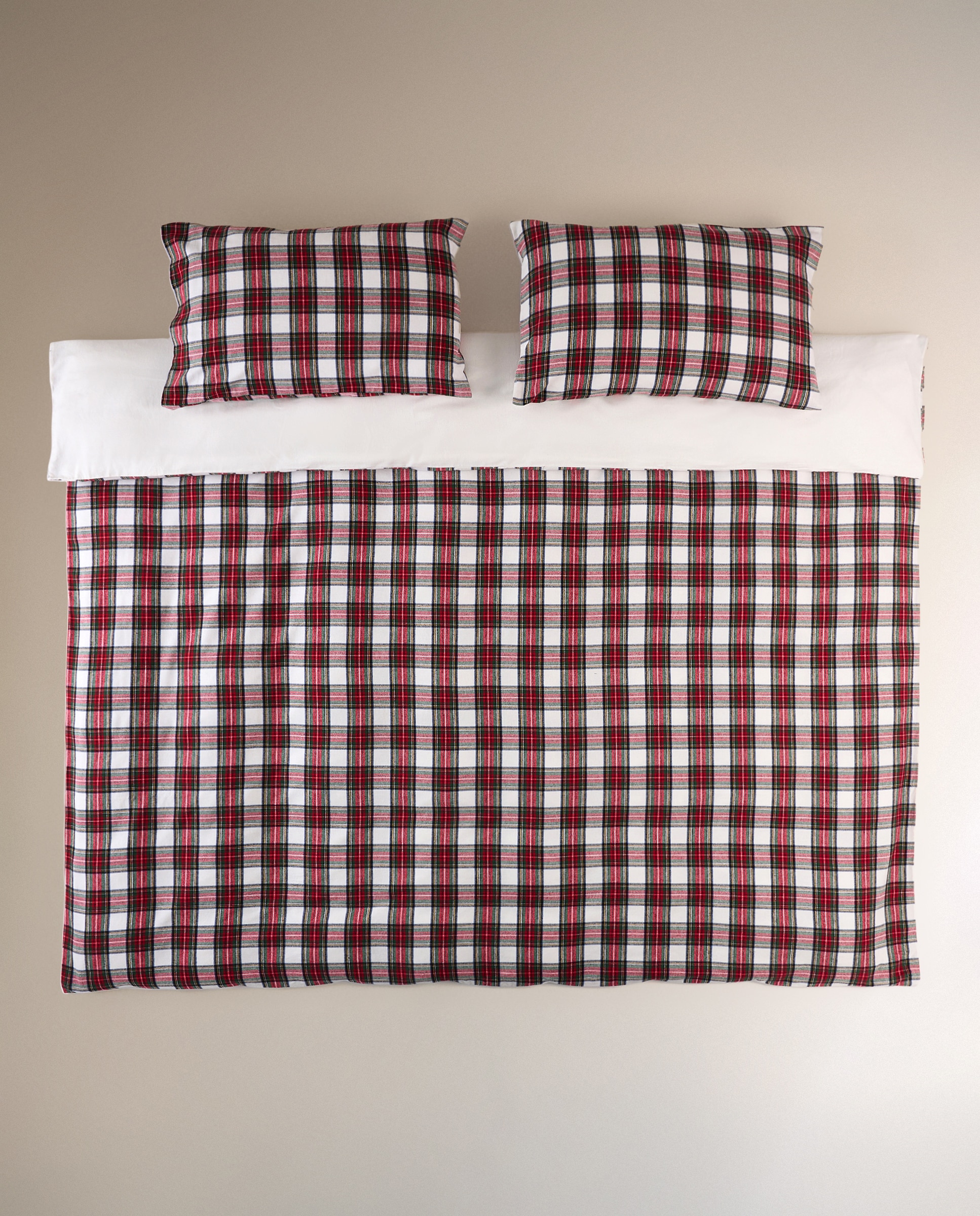 Imagen 2 de Juego de funda nórdica franela Invernes - Rojo Cama 180 cm Rojo