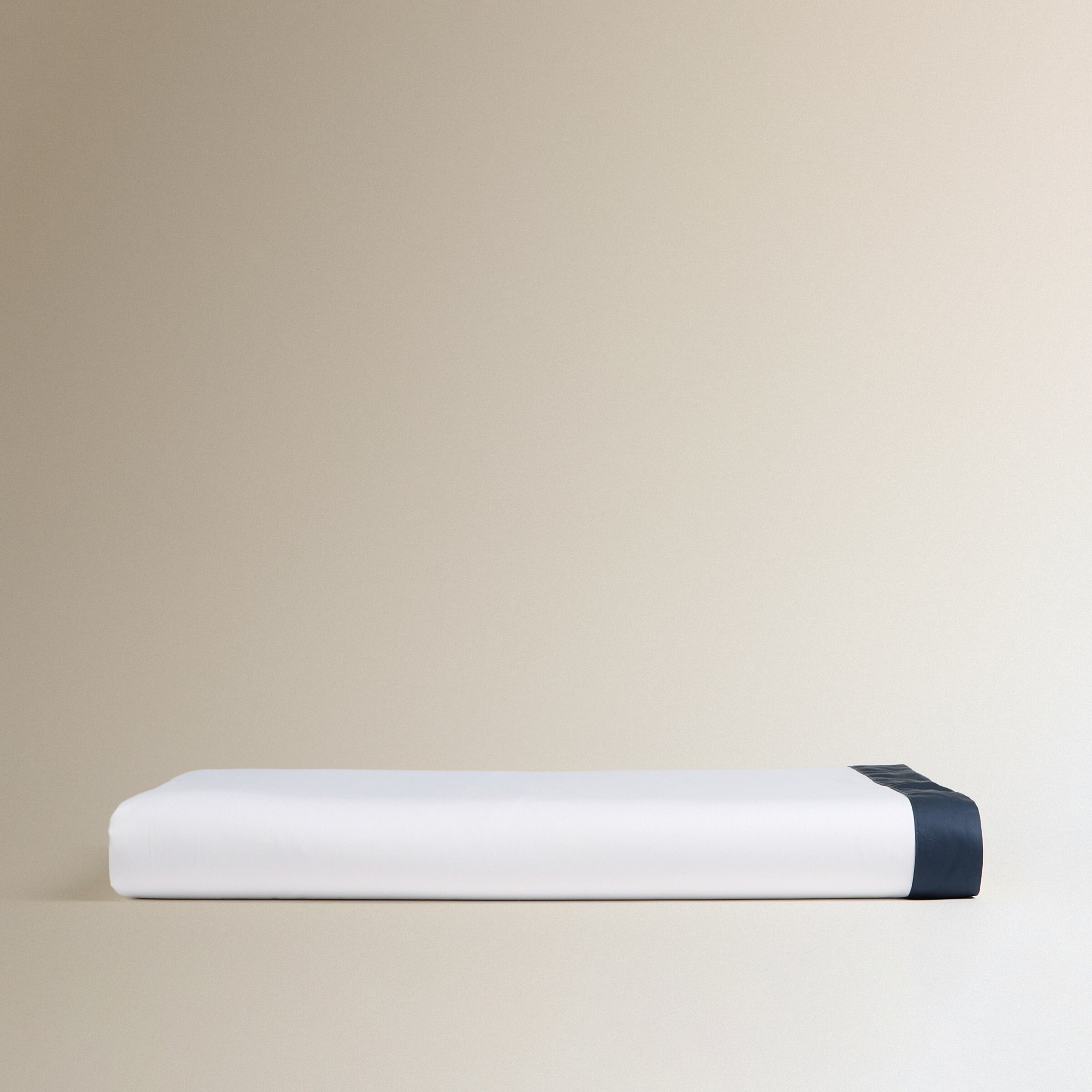 Lençol de Cima de Algodão Acetinado Avenue Azul-marinho-4