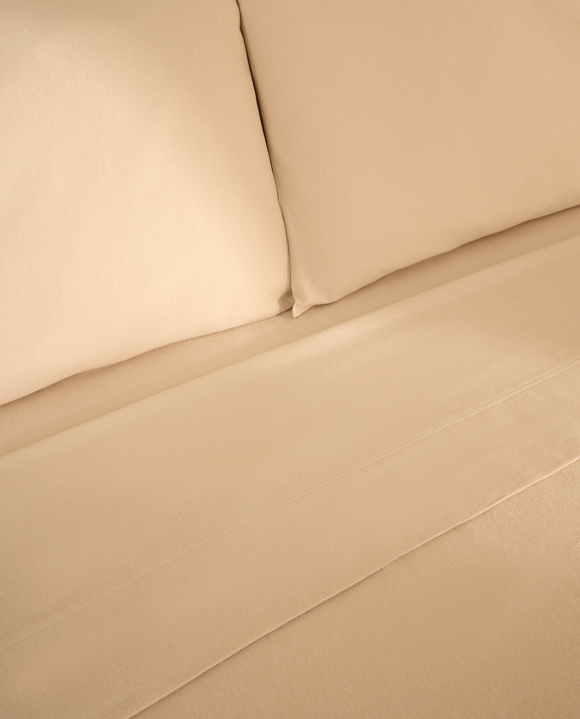 Imagen 4 de Juego de sábanas franela Everest - Beige Cama 90 cm Beige