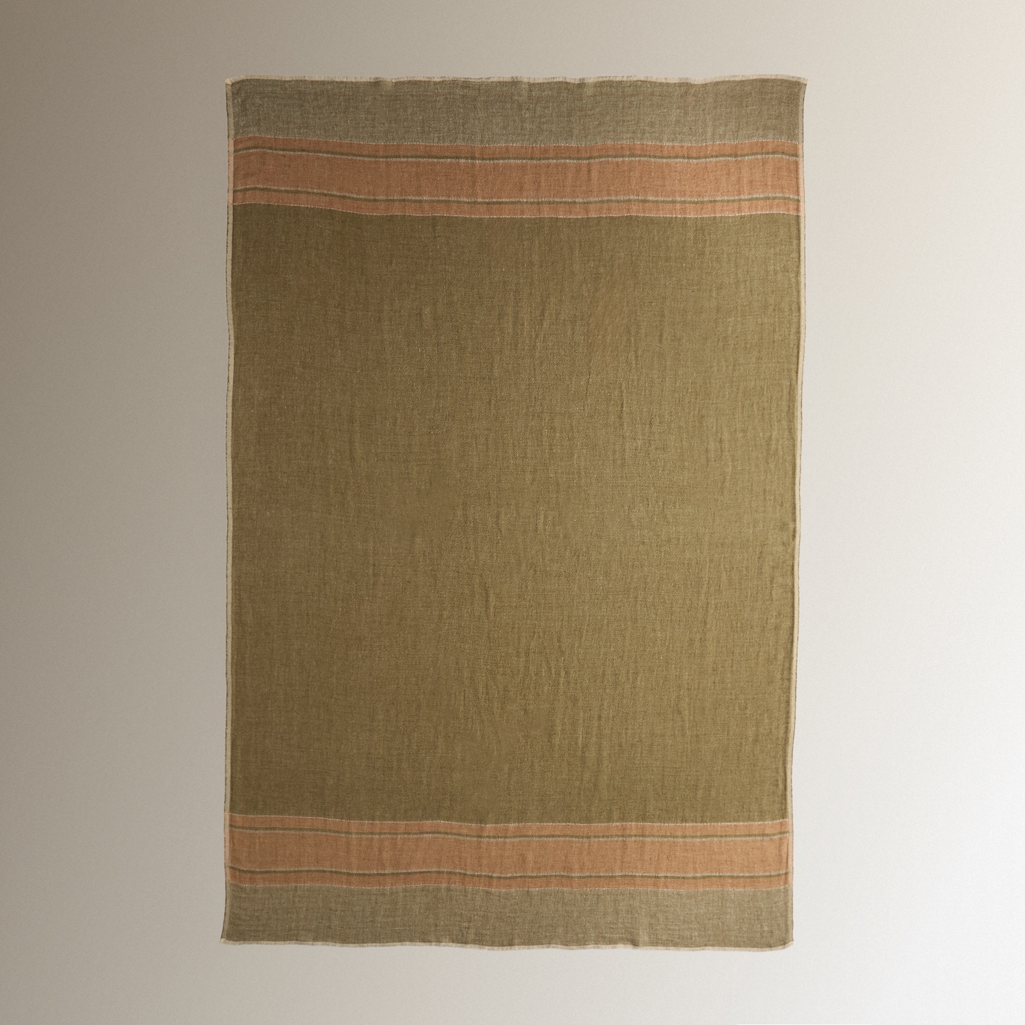 Imagen 4 de Manta decorativa lino Hanasaki - Verde 180 x 260 cm Verde