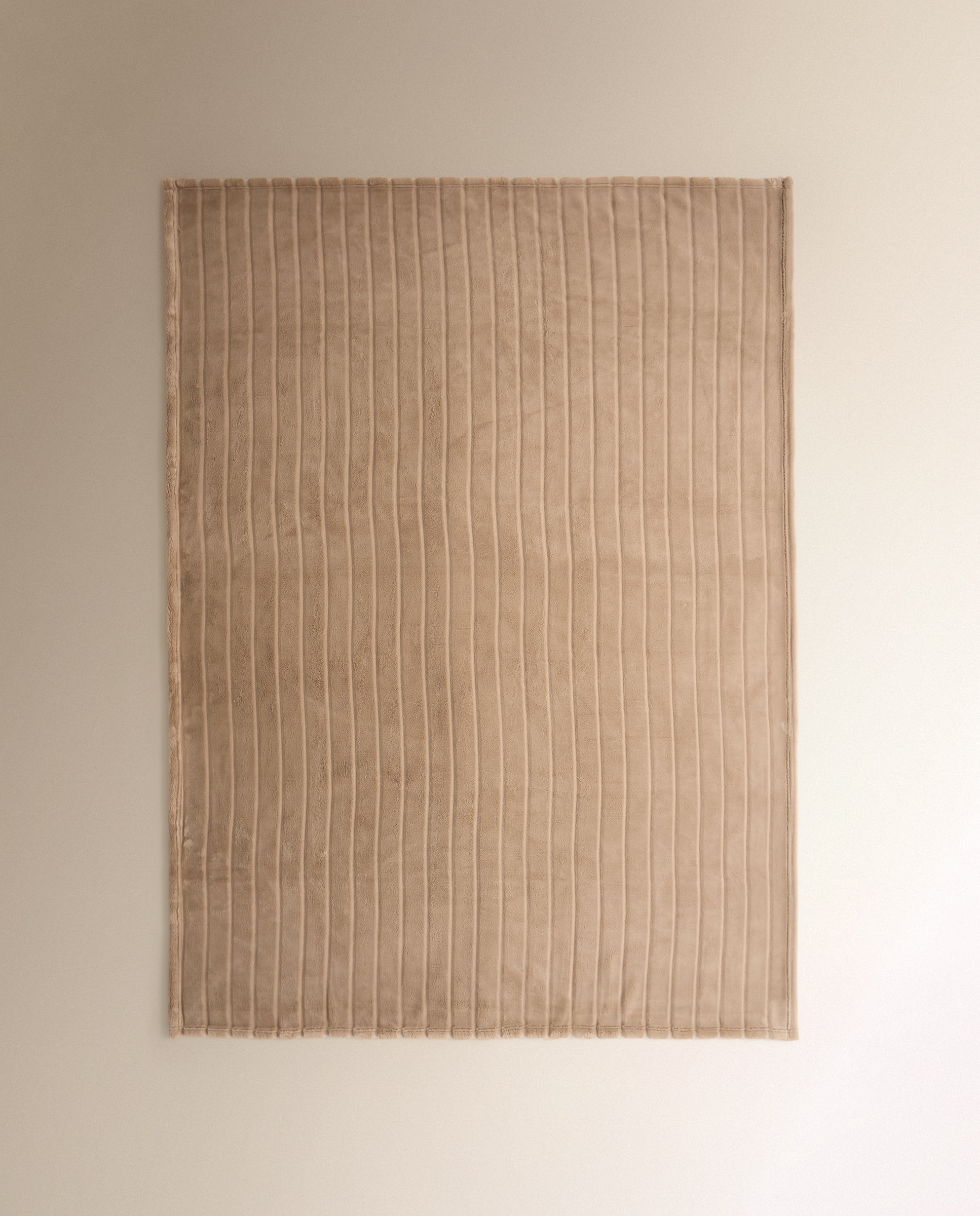 Manta decorativa Odell - Topo 140 x 190 cm Topo-4
