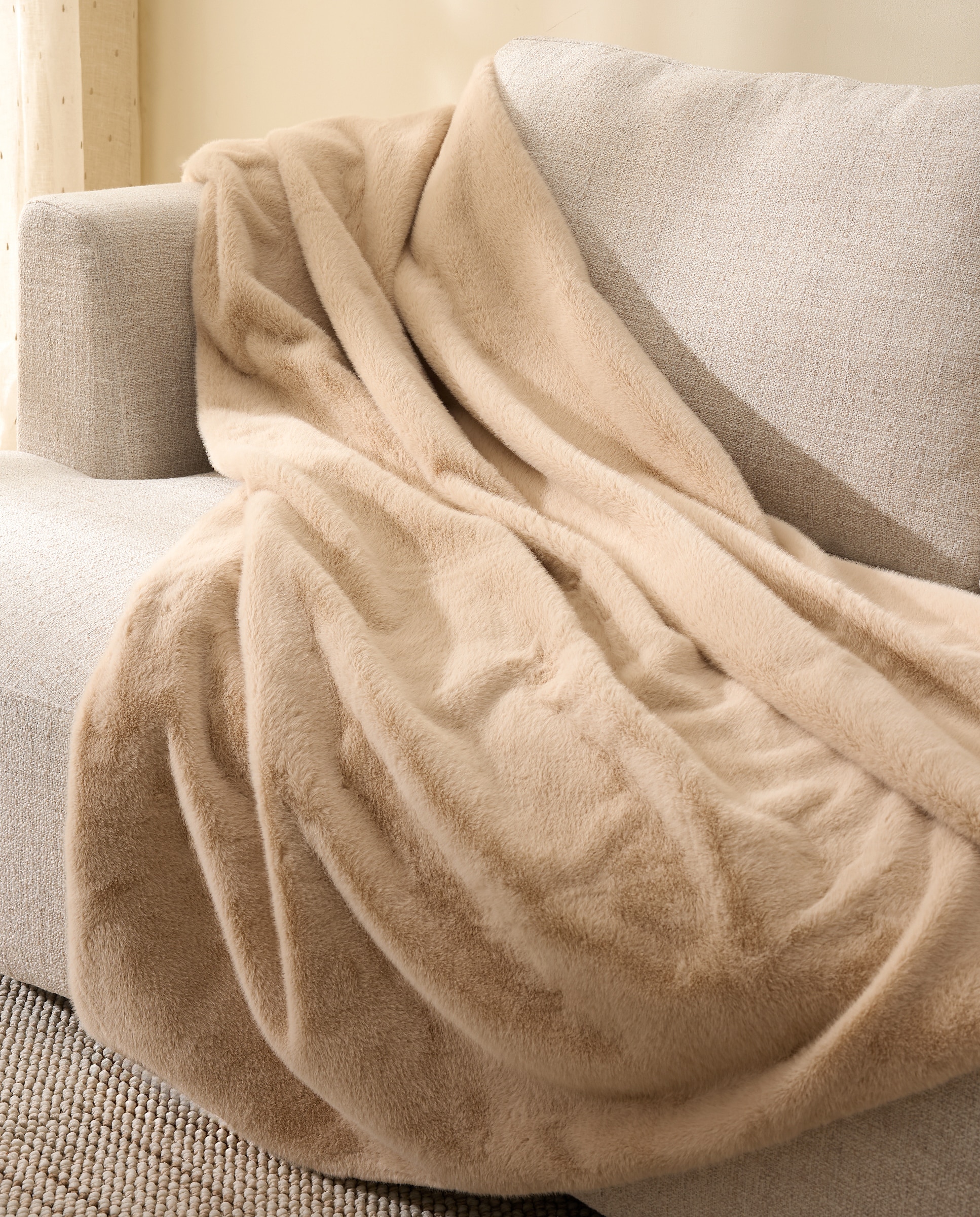 Manta decorativa Rolland - Beige 140 x 190 cm Beige-1