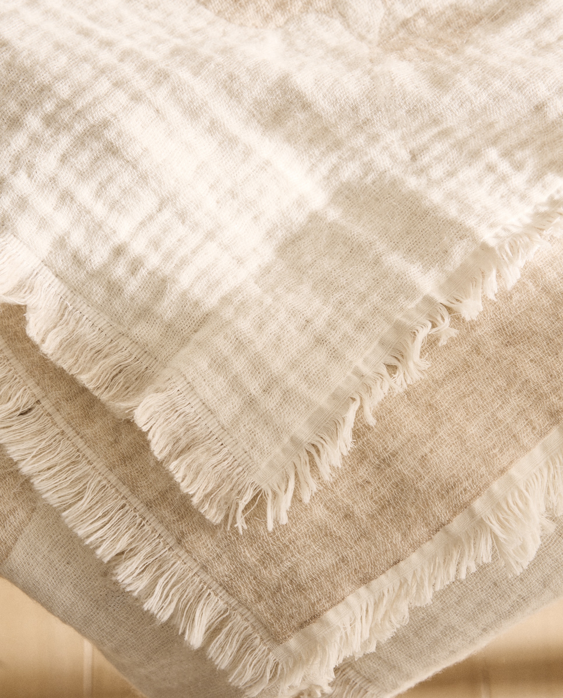 Manta decorativa Talie Bege-3