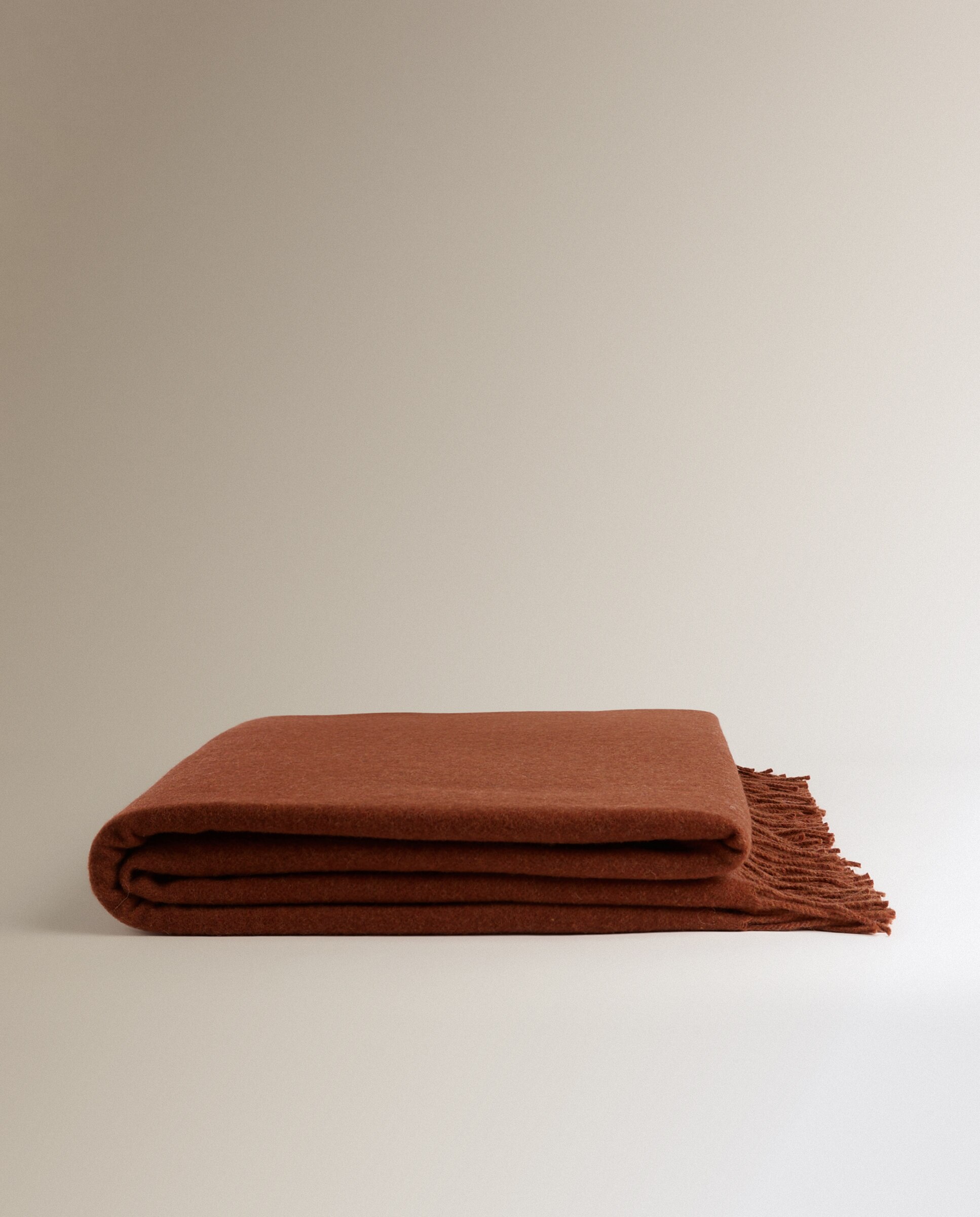 Manta decorativa lana y cashmere Reneé - Granate 140 x 190 cm Granate-2