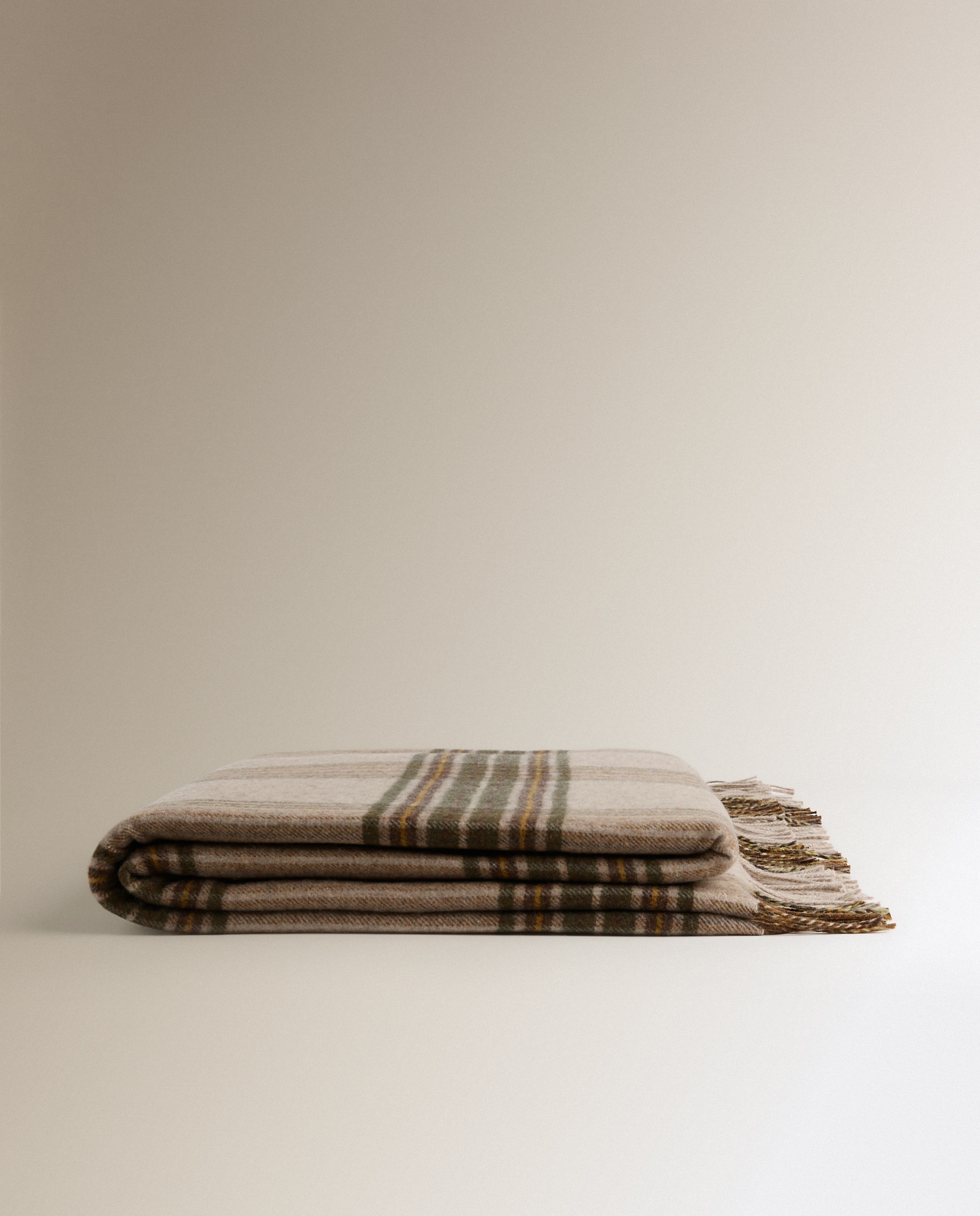 Manta decorativa lana y cashmere Coira - Verde 140 x 190 cm Verde-2