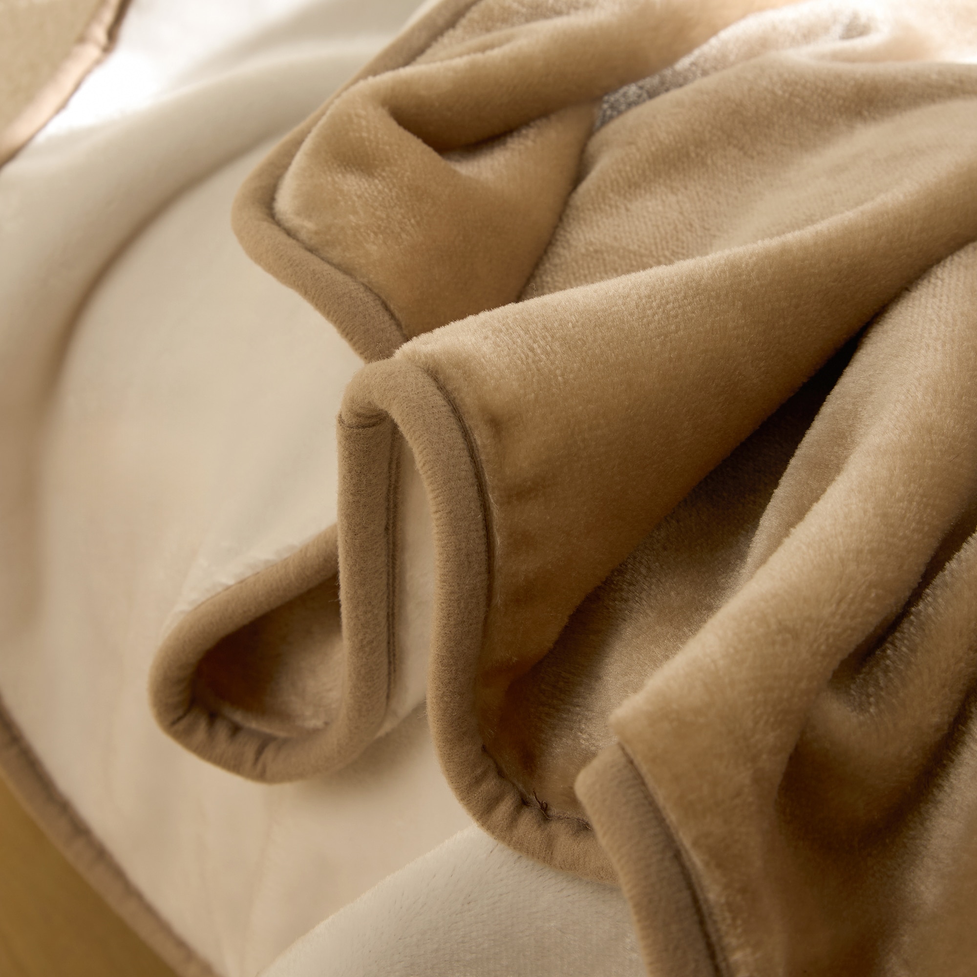 Manta de cama New Ottawa El Corte Inglés - Beige Cama 90 cm Beige-3