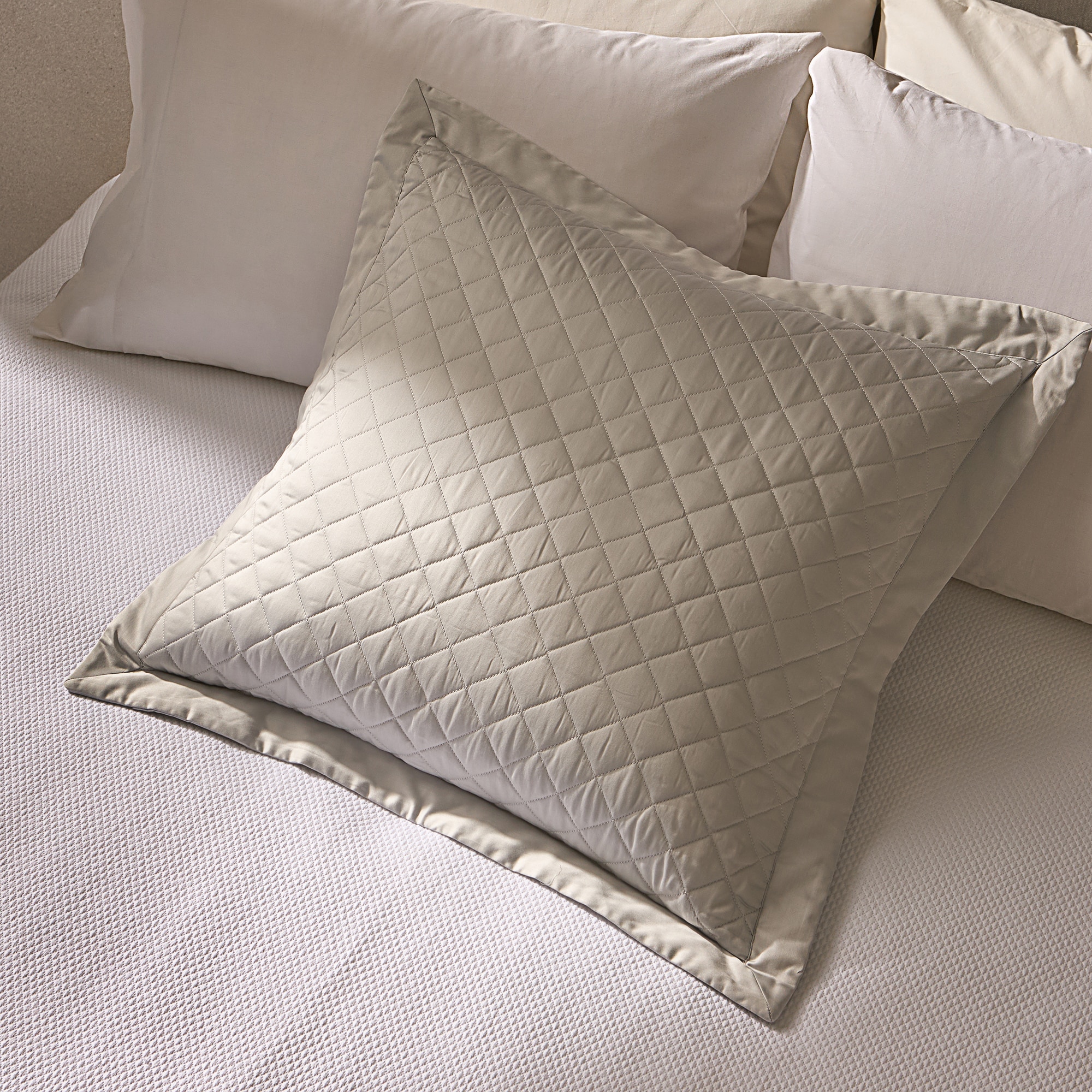 Imagem 0 de Capa de Almofada de Cetim Algodão Diamond