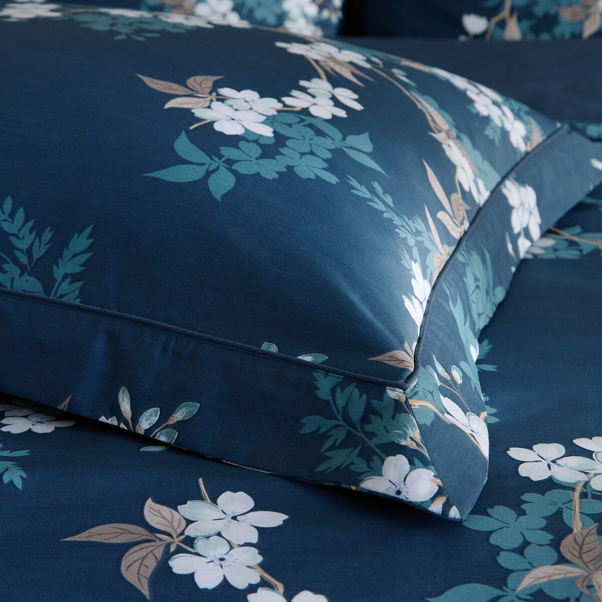 Capa de Almofada em Cetim de Algodão Narumi Azul-3