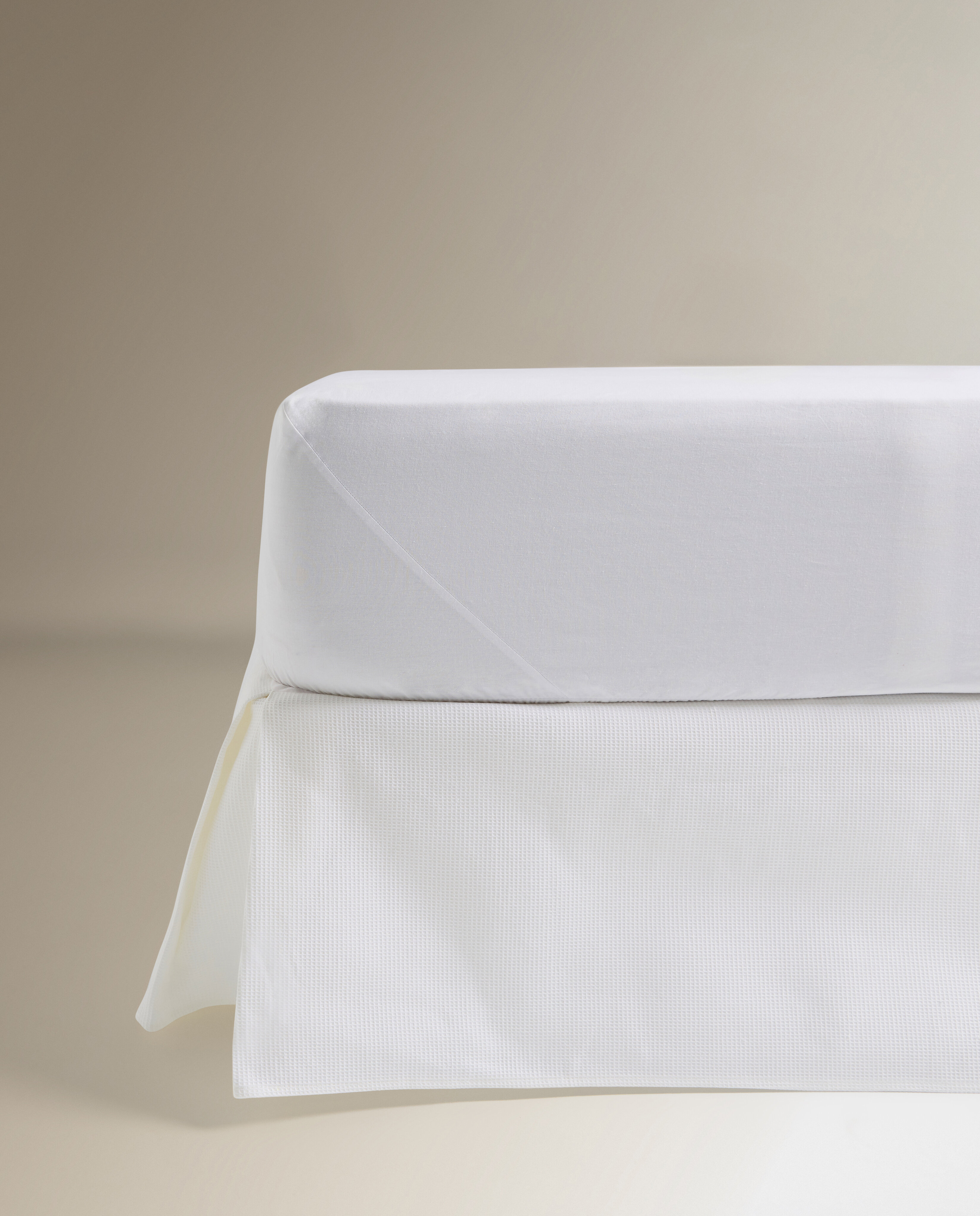 Imagem 0 de Cobertura para sommier 35 cm Favos de mel El Corte Inglés