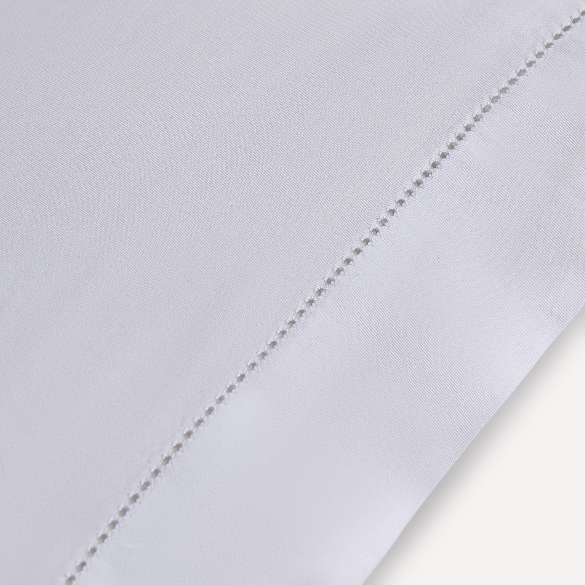 Capa de Almofada de Algodão Acetinado de 300 Fios Branco-3