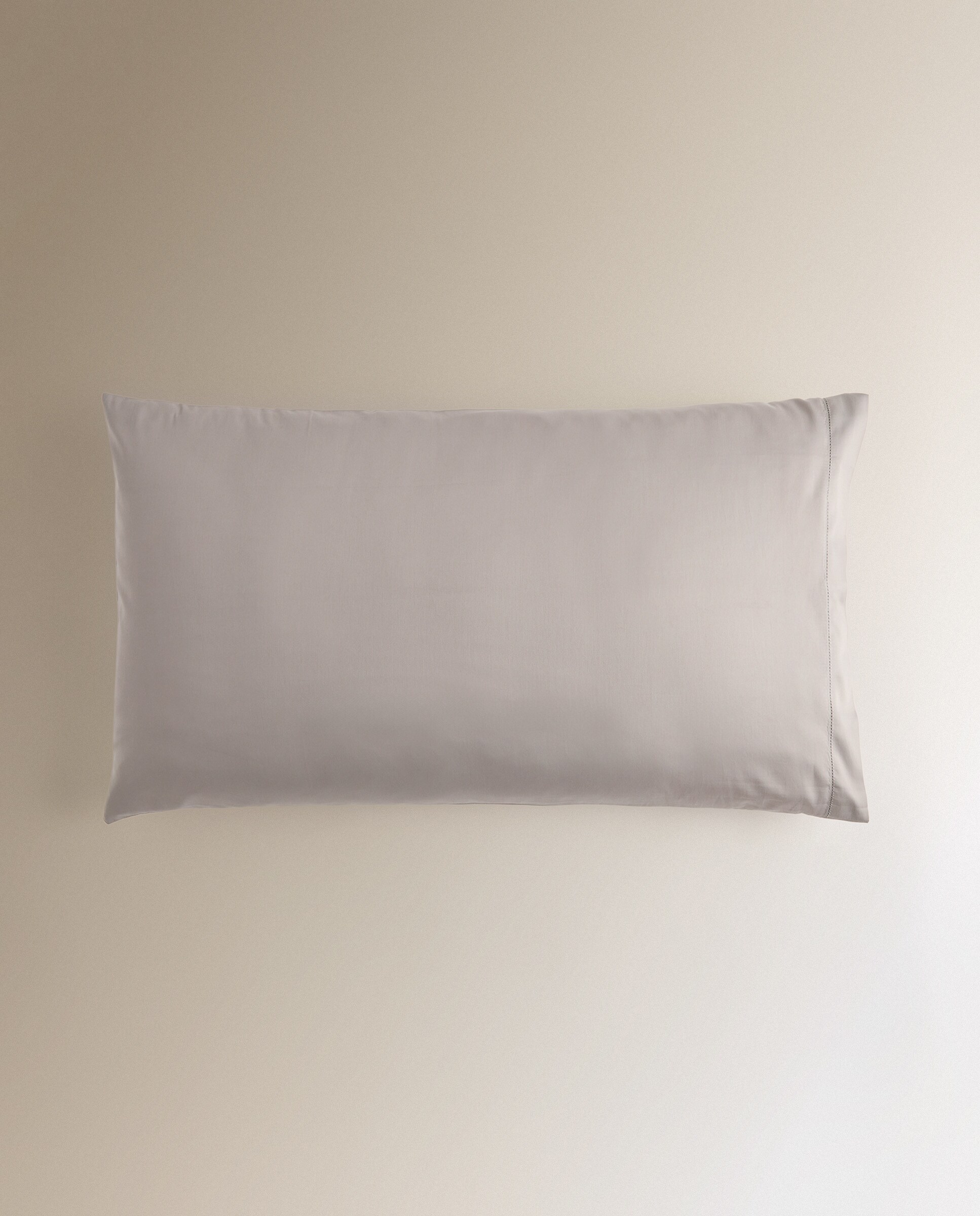 Imagen 2 de Funda de almohada Algodón Satén 300 hilos El Corte Inglés - Gris 45 x 75 cm Gris