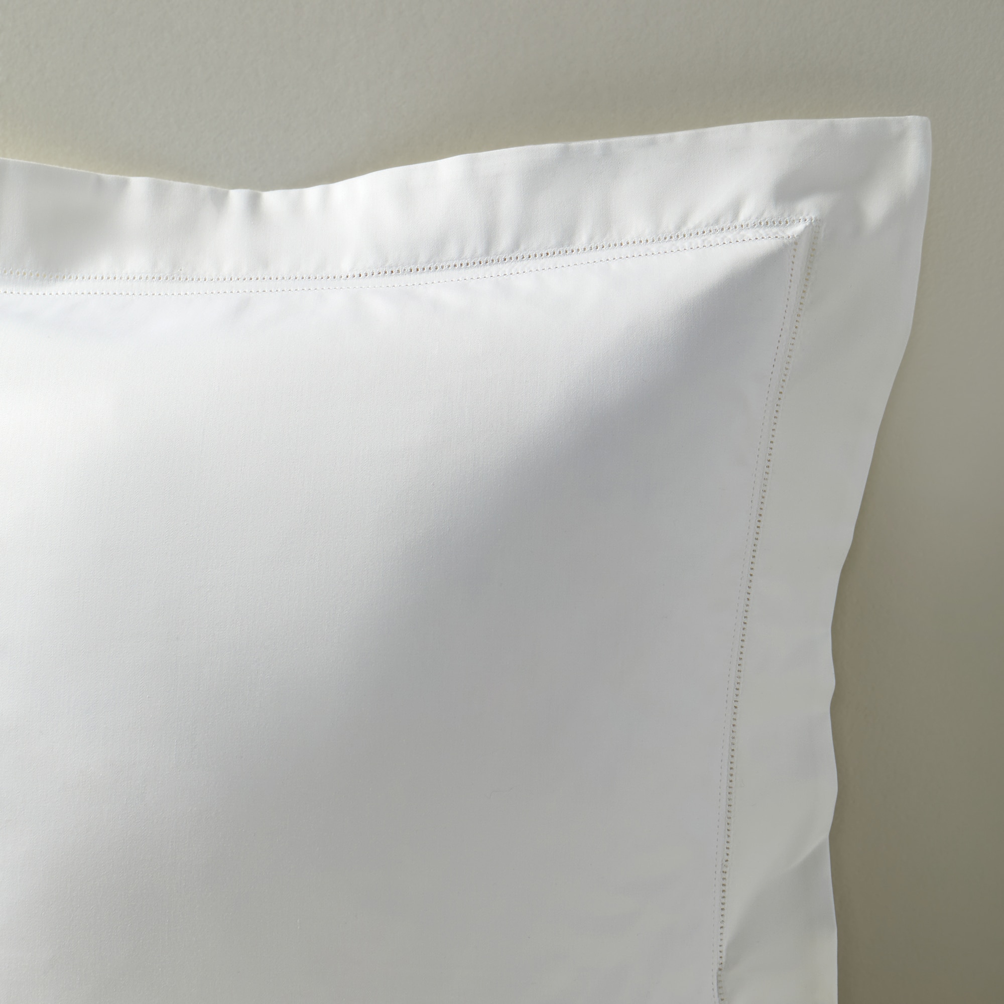 Capa de Almofada em Algodão Egípcio Cetim - 600 Fios Branco-2