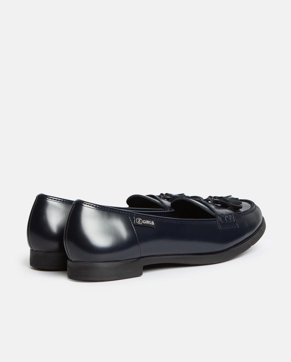 Mocassins em Pele com Detalhe de Franjas e Sola de Borracha ZGirls Preto-4