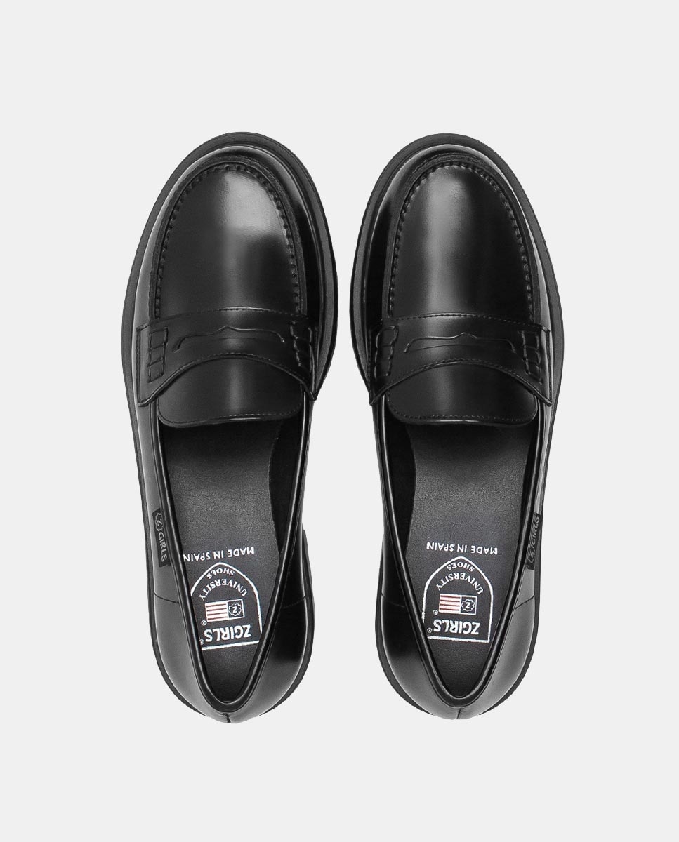 Mocassins em Pele com Detalhe de Travessão e Sola de Borracha ZGirls Preto-3