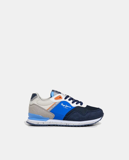 Imagen 0 de Zapatilla estilo running con detalles en contraste.