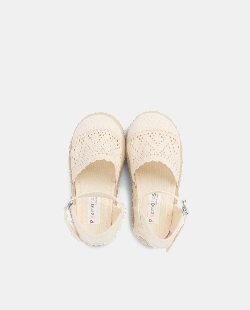 Alpergatas com Perfurações para Criança com Fivela em Branco Bege-4
