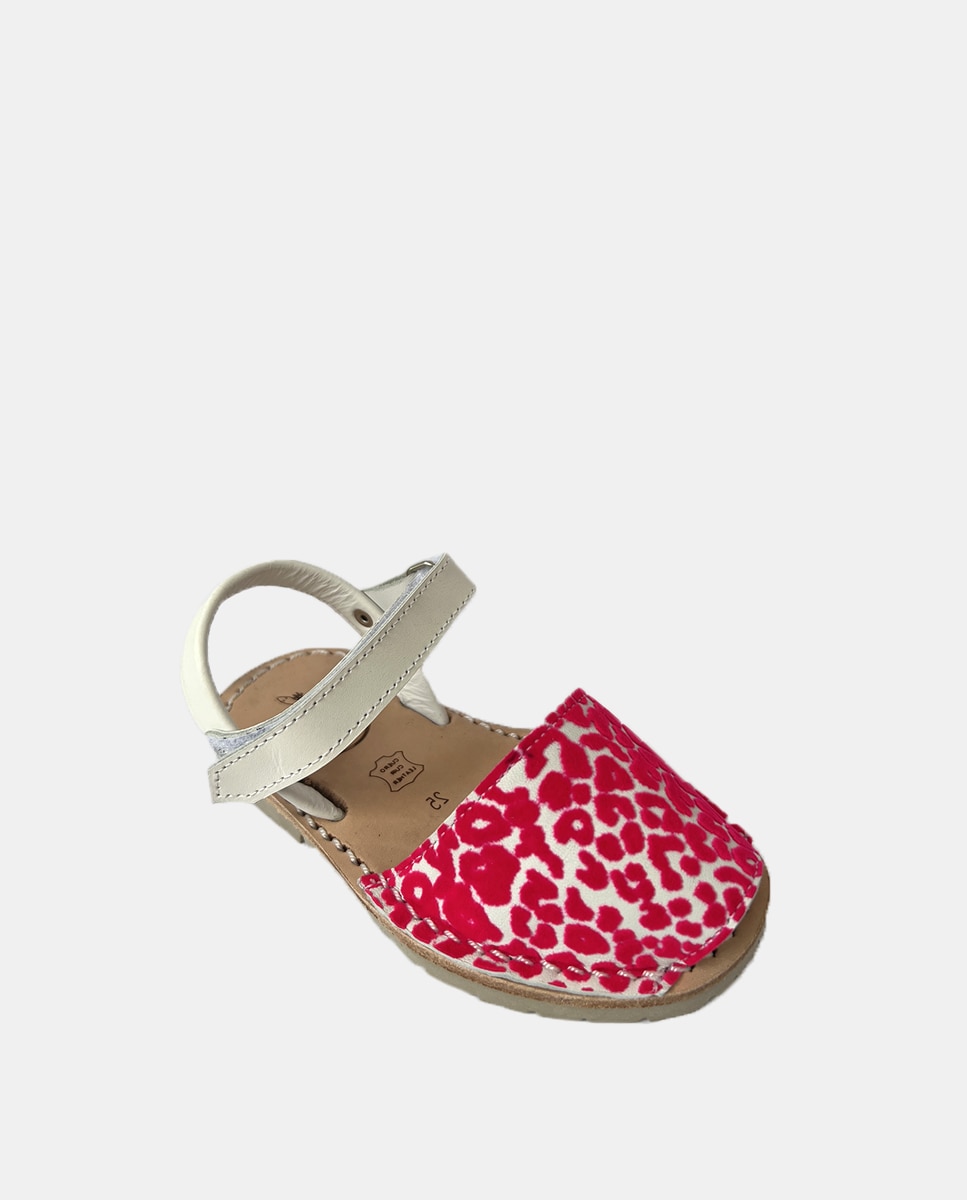Imagem 0 de Menorquinas com Animal Print, Fecho Aderente e em Pele