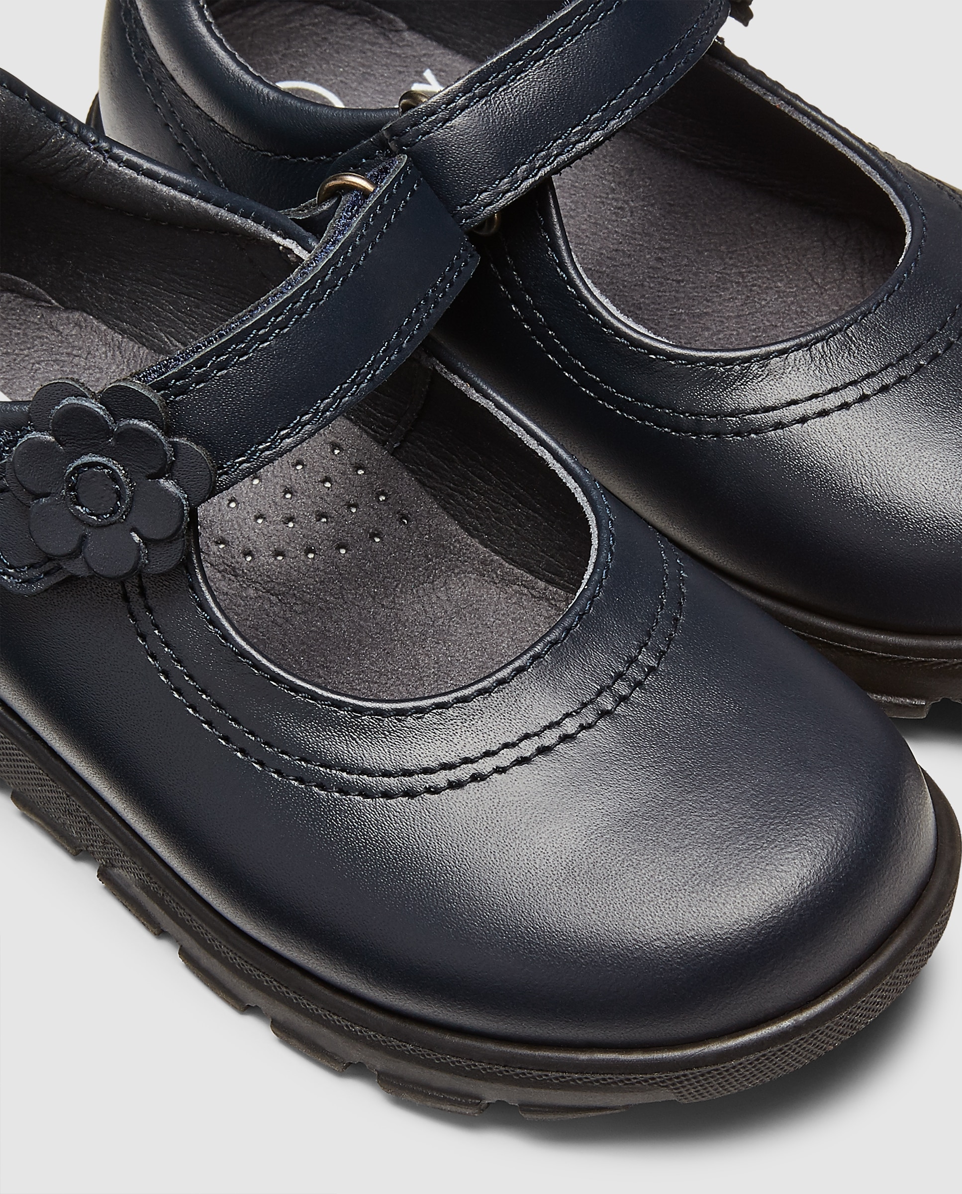 Sapatos de presilha em pele azul-marinho com fecho aderente Pablosky Azul-marinho-5