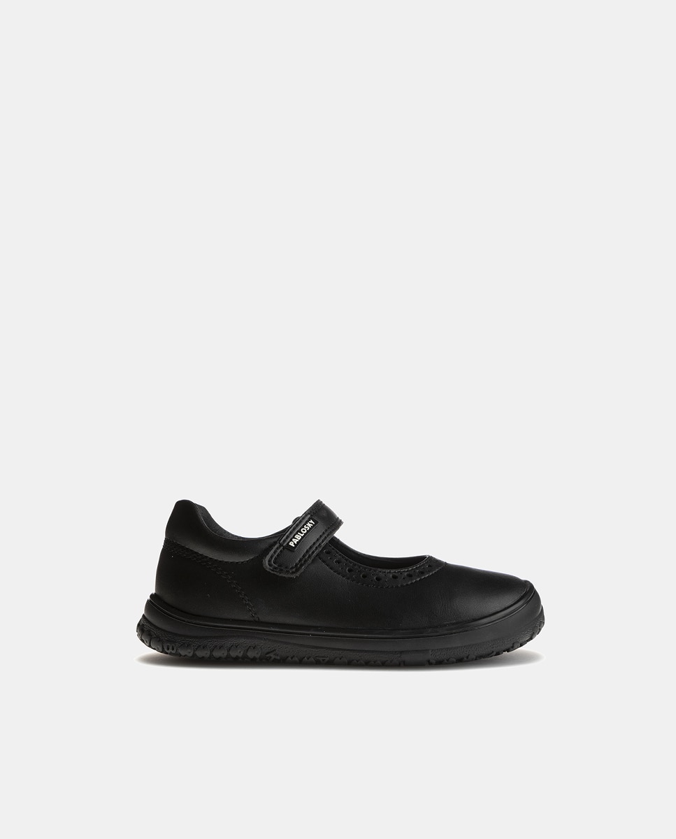 Sapatos de Presilha com Detalhes Perfurados e Fecho Aderente Pablosky Preto-1