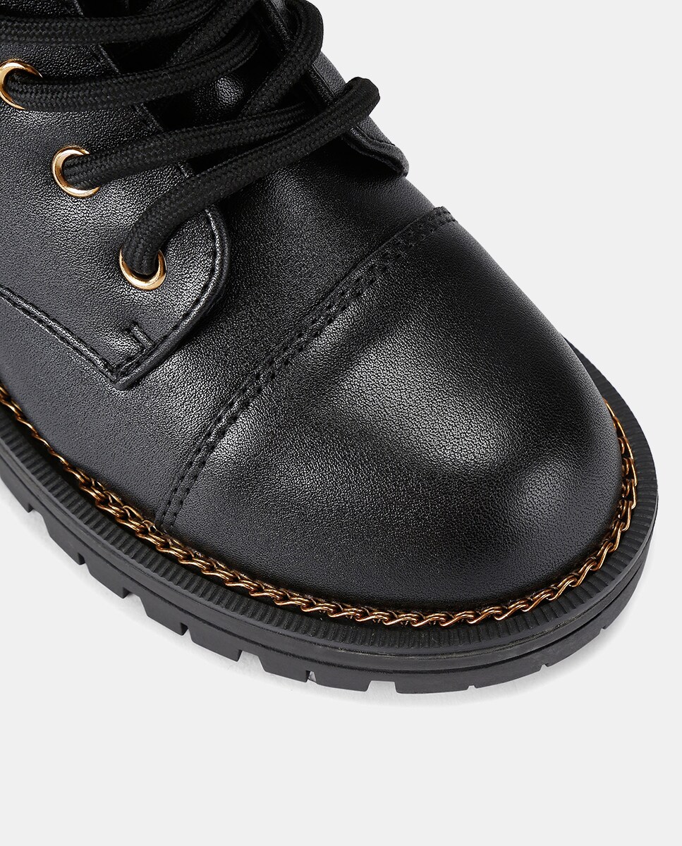 Botins Combat em Pele com Atacadores Preto-5