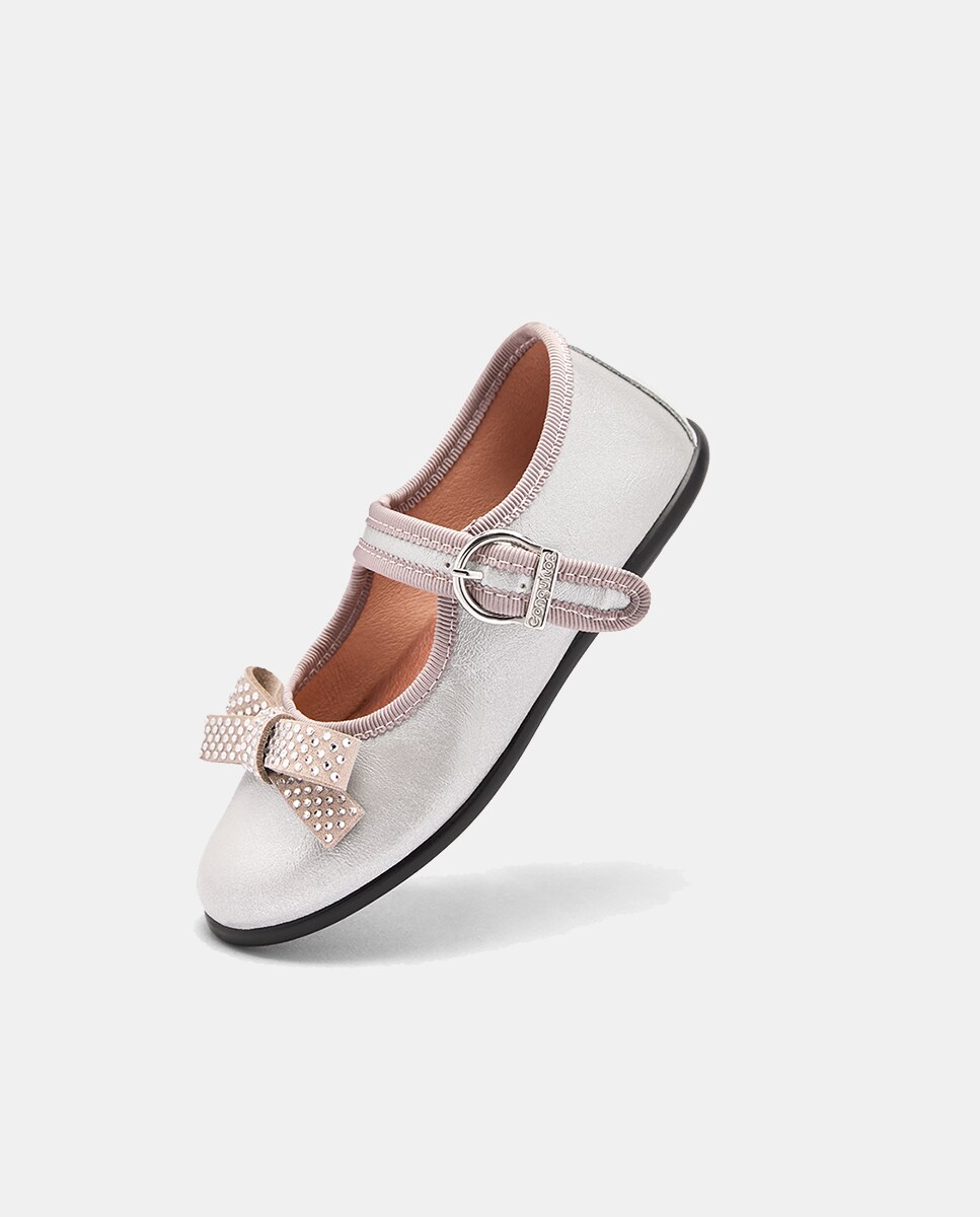 Sapatos de Presilha Metalizados com Laço Strass Prata-2