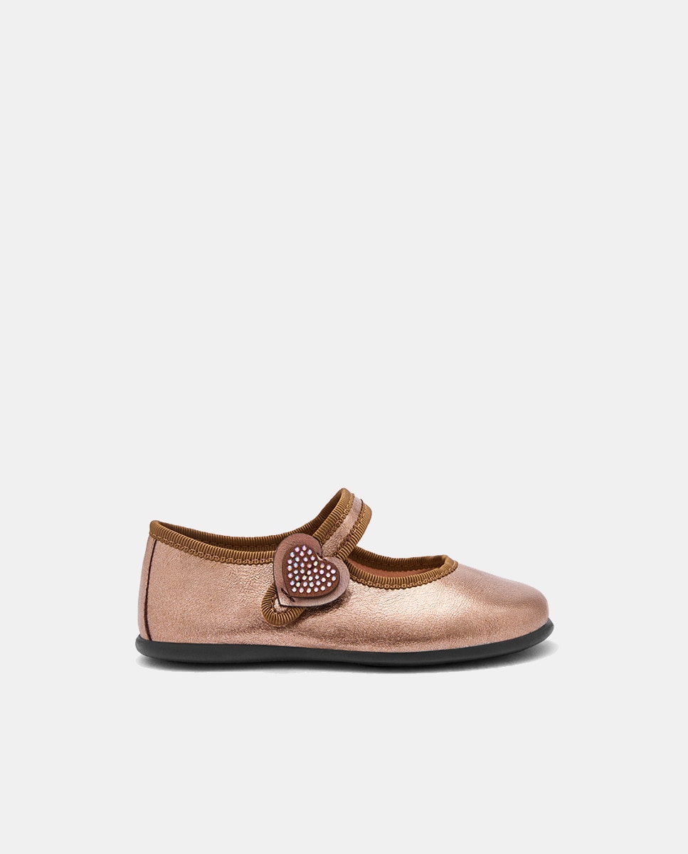 Imagem 0 de Sapatos de Presilha Metalizados com Coração de Strass