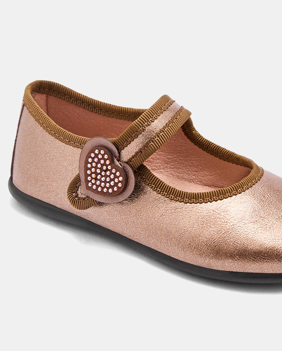 Sapatos de Presilha Metalizados com Coração de Strass Conguitos Castanho-3