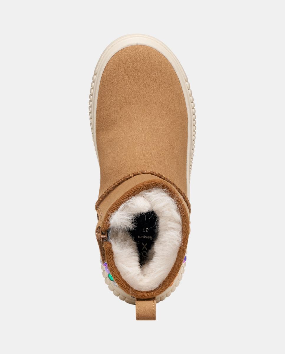 Imagen 5 de Botin de niña en suede adornado con charms - Geox - Marrón Marrón